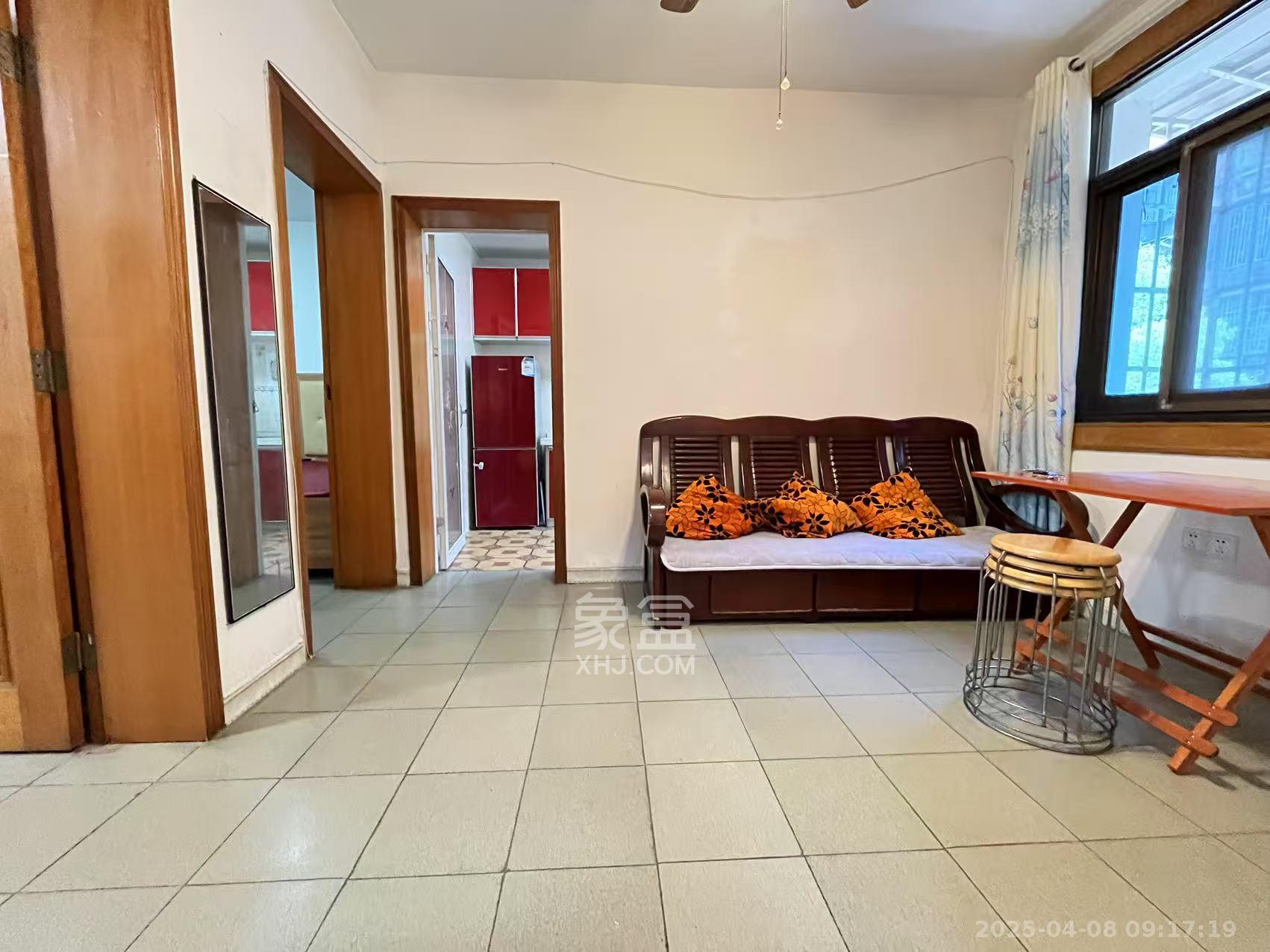 留芳里散盘 2室2厅1卫 2200.0元/月 留芳里散盘 2室2厅1卫 2200.0元/月室内图