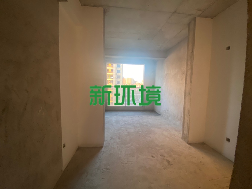 江与城  3室2厅2卫   120.00万客厅