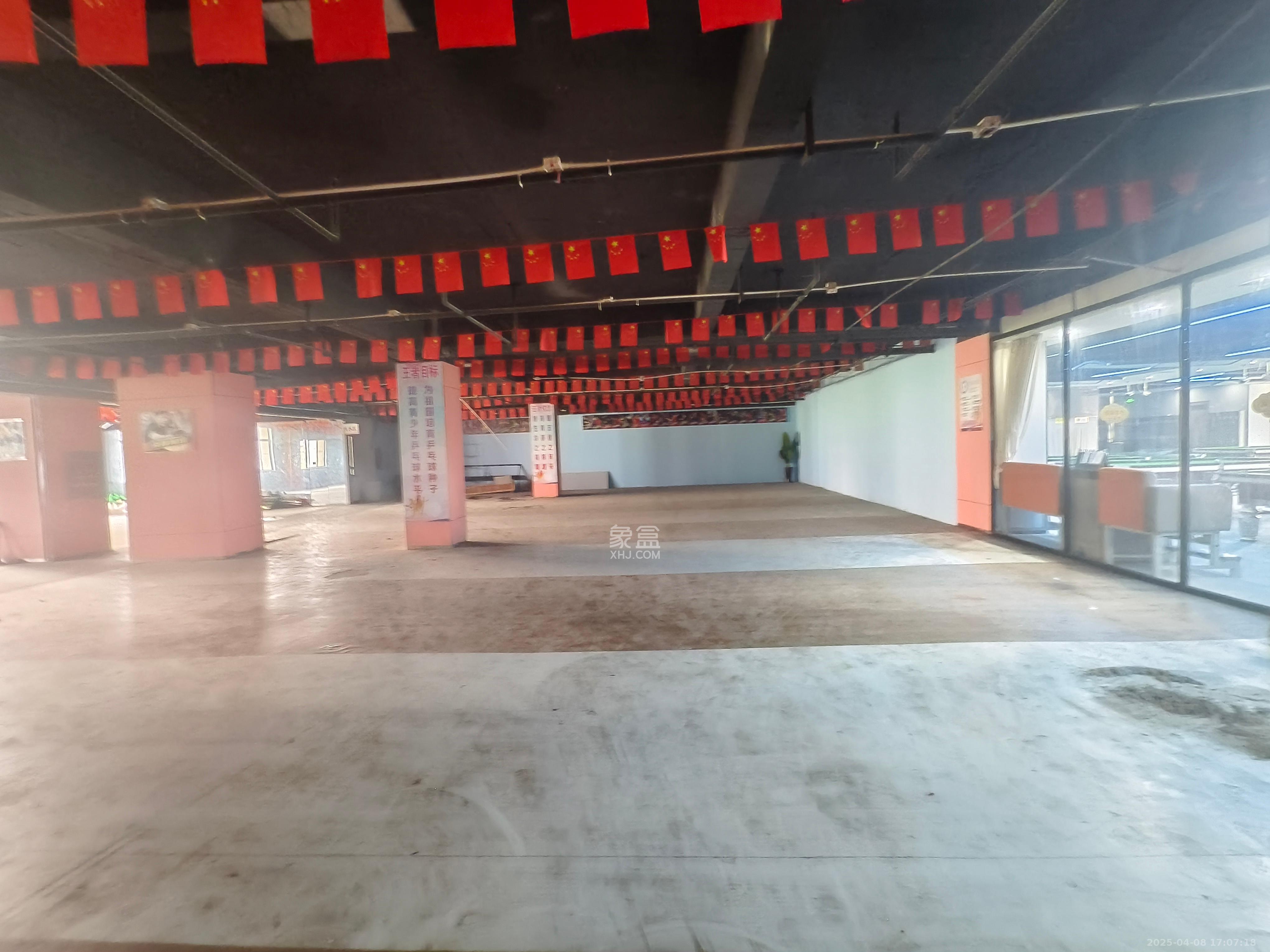 江山帝景哈佛   2300.0㎡      70000.0元/月室内图