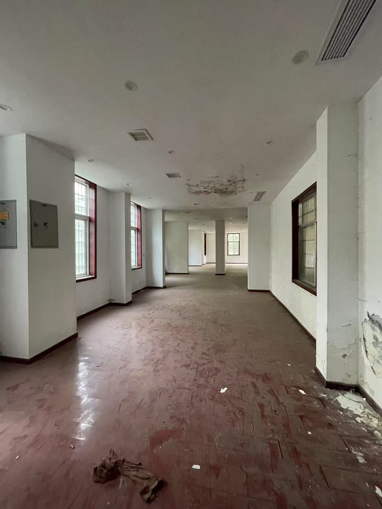 山城上品  1室1厅1卫   15000.00元/月室内图