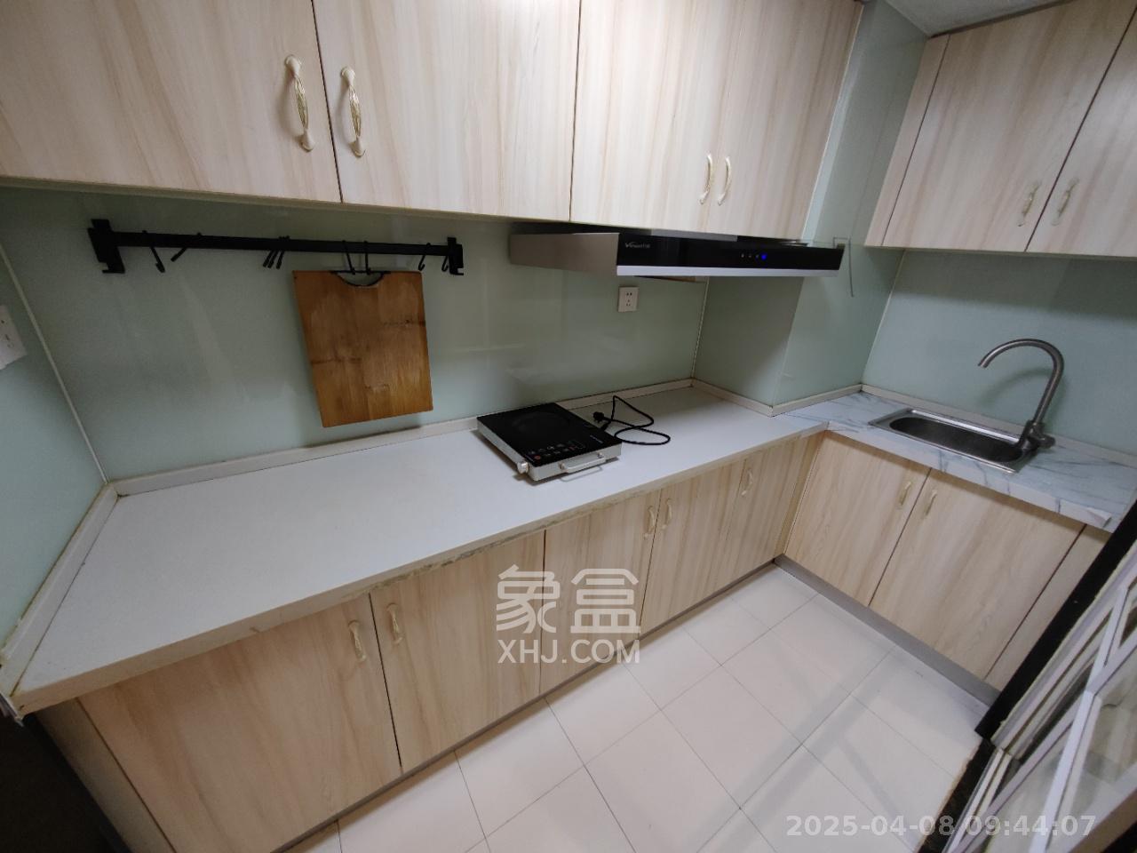 美伊天  1室1厅1卫   1600.00元/月室内图