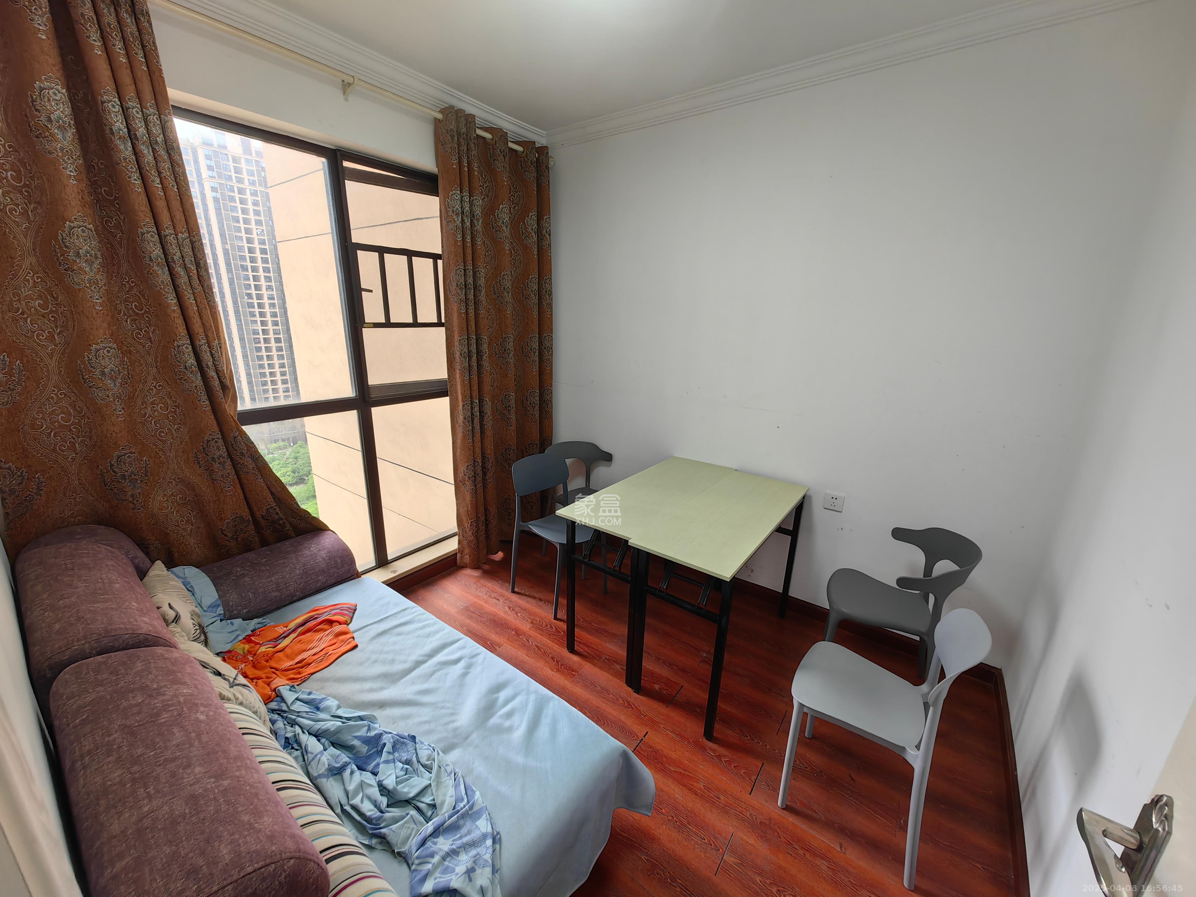 梅溪鑫苑名家 3室2厅2卫 2400.0元/月 梅溪鑫苑名家 3室2厅2卫 2400.0元/月室内图