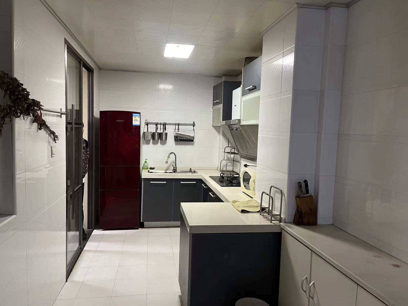 禧诚月畔湾 3室2厅2卫 1900.0元/月 禧诚月畔湾 3室2厅2卫 1900.0元/月室内图