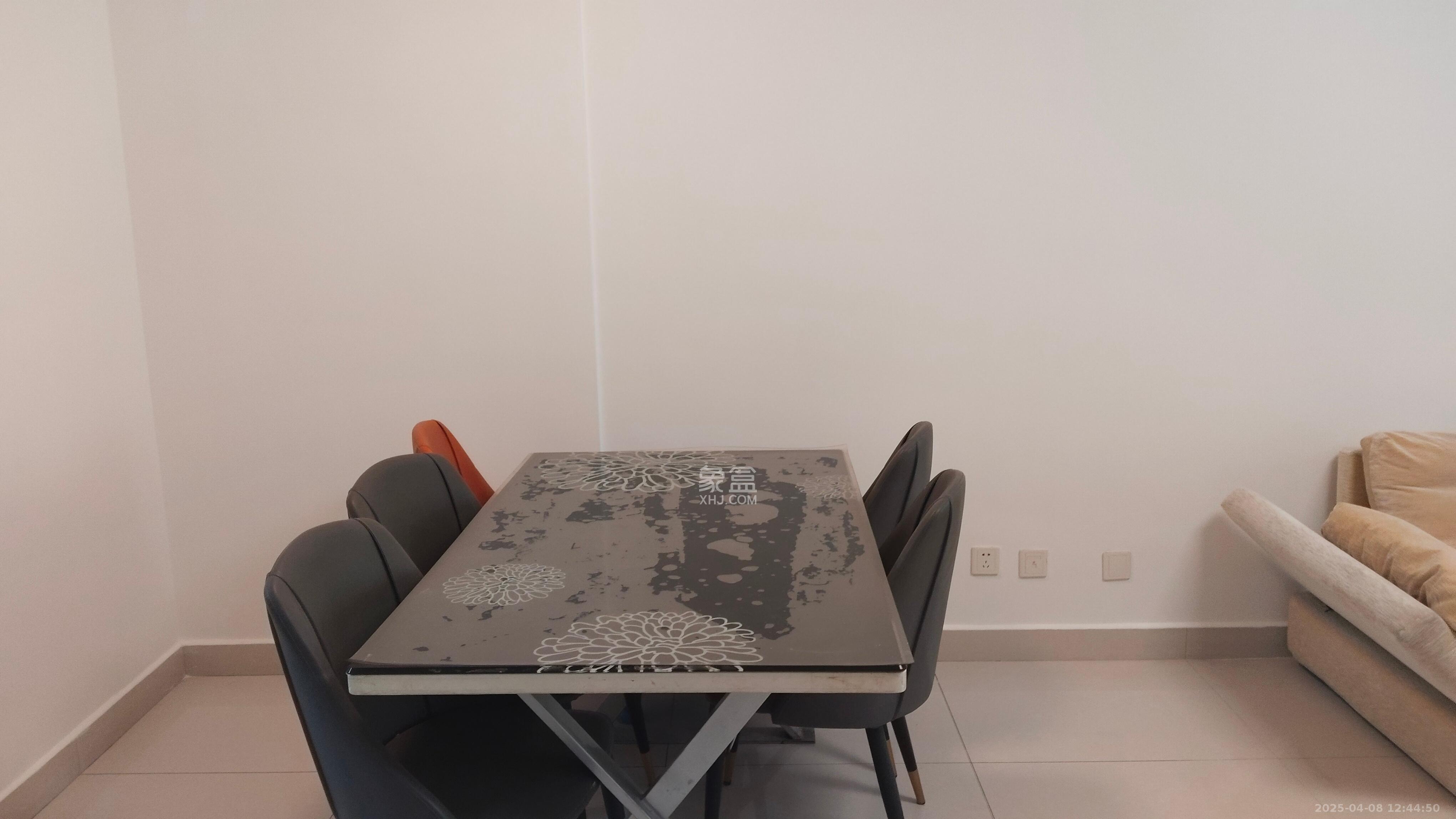 东来苑 3室2厅1卫 3200.0元/月 东来苑 3室2厅1卫 3200.0元/月室内图