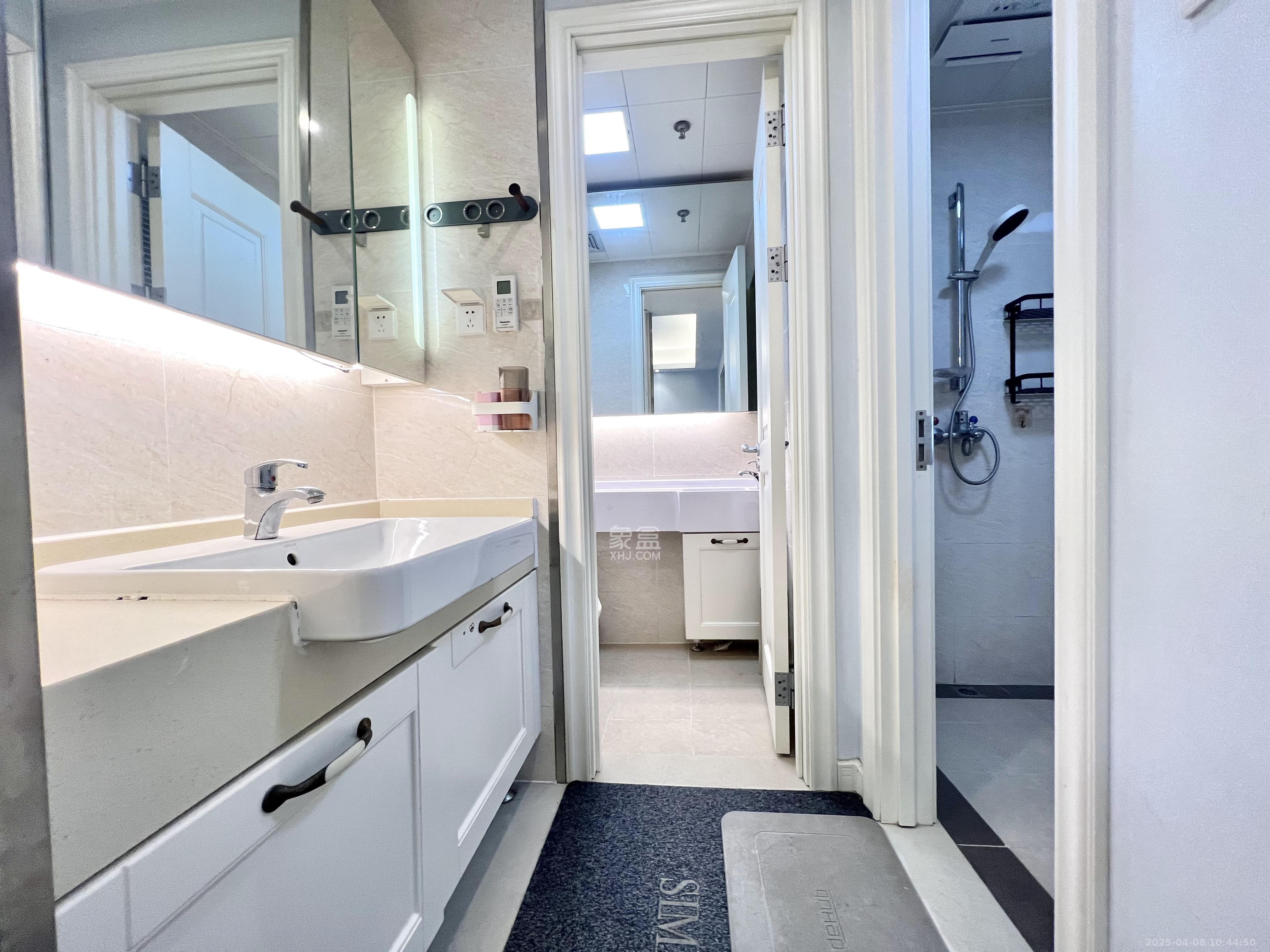 万科里金域国际 4室2厅2卫 4500.0元/月 万科里金域国际 4室2厅2卫 4500.0元/月室内图