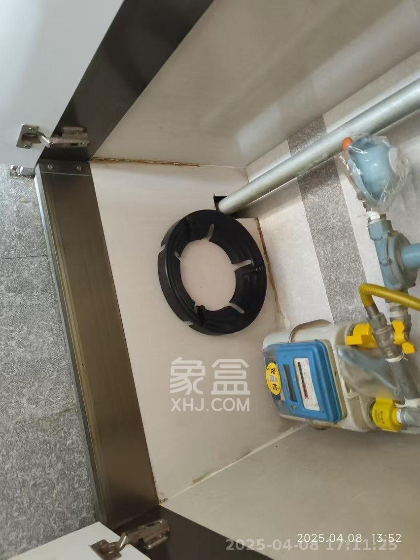 家和院  3室2厅1卫   2000.00元/月室内图