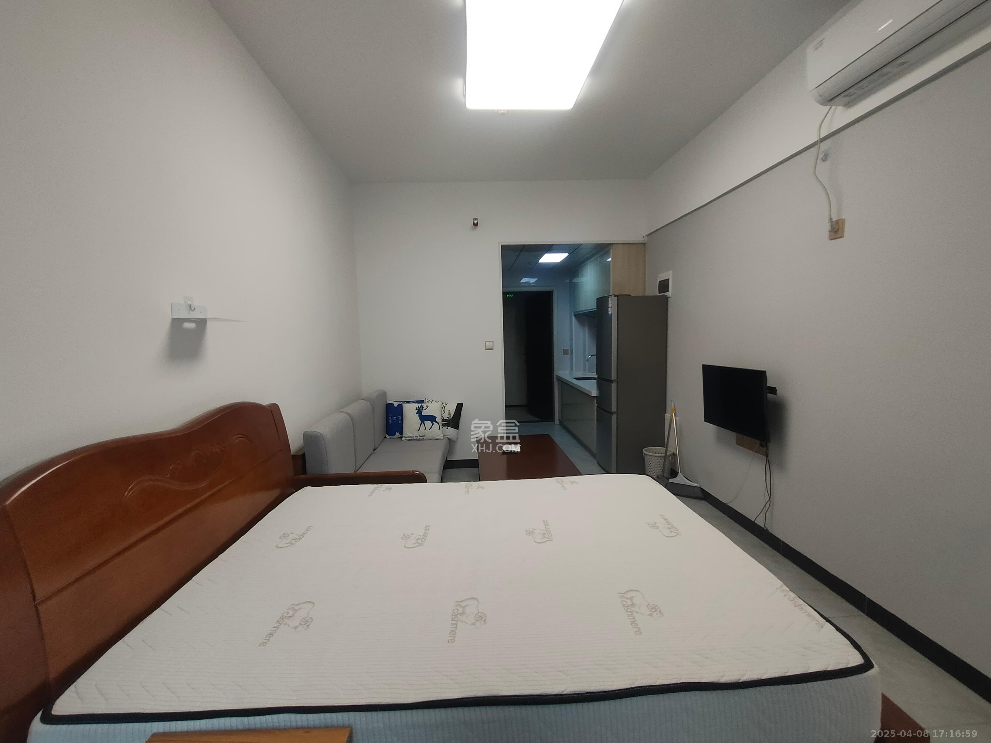 东盈商业广场（华泉城市广场）  1室0厅0卫   1600.00元/月室内图