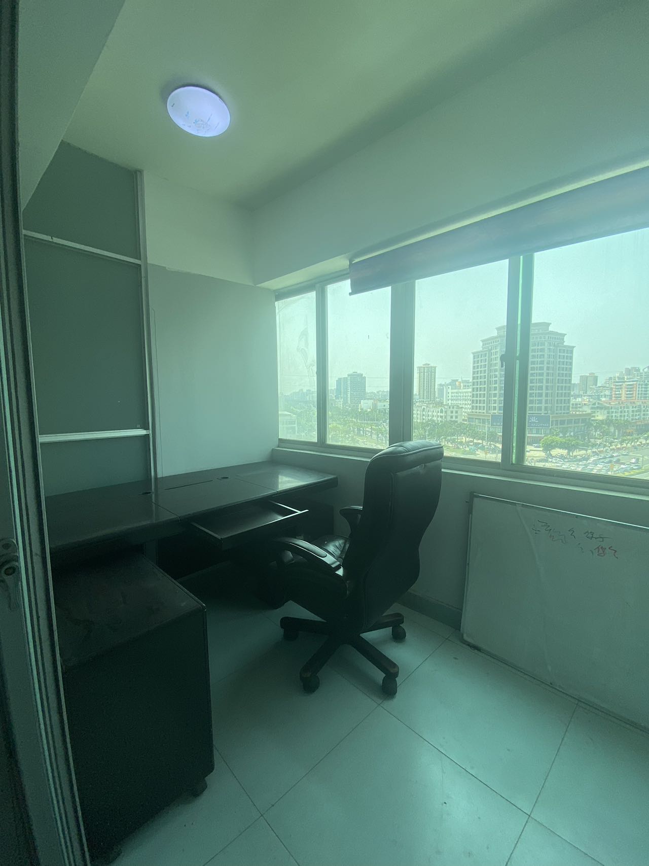 汇隆广场 1室1厅1卫 2500.0元/月 汇隆广场 1室1厅1卫 2500.0元/月室内图