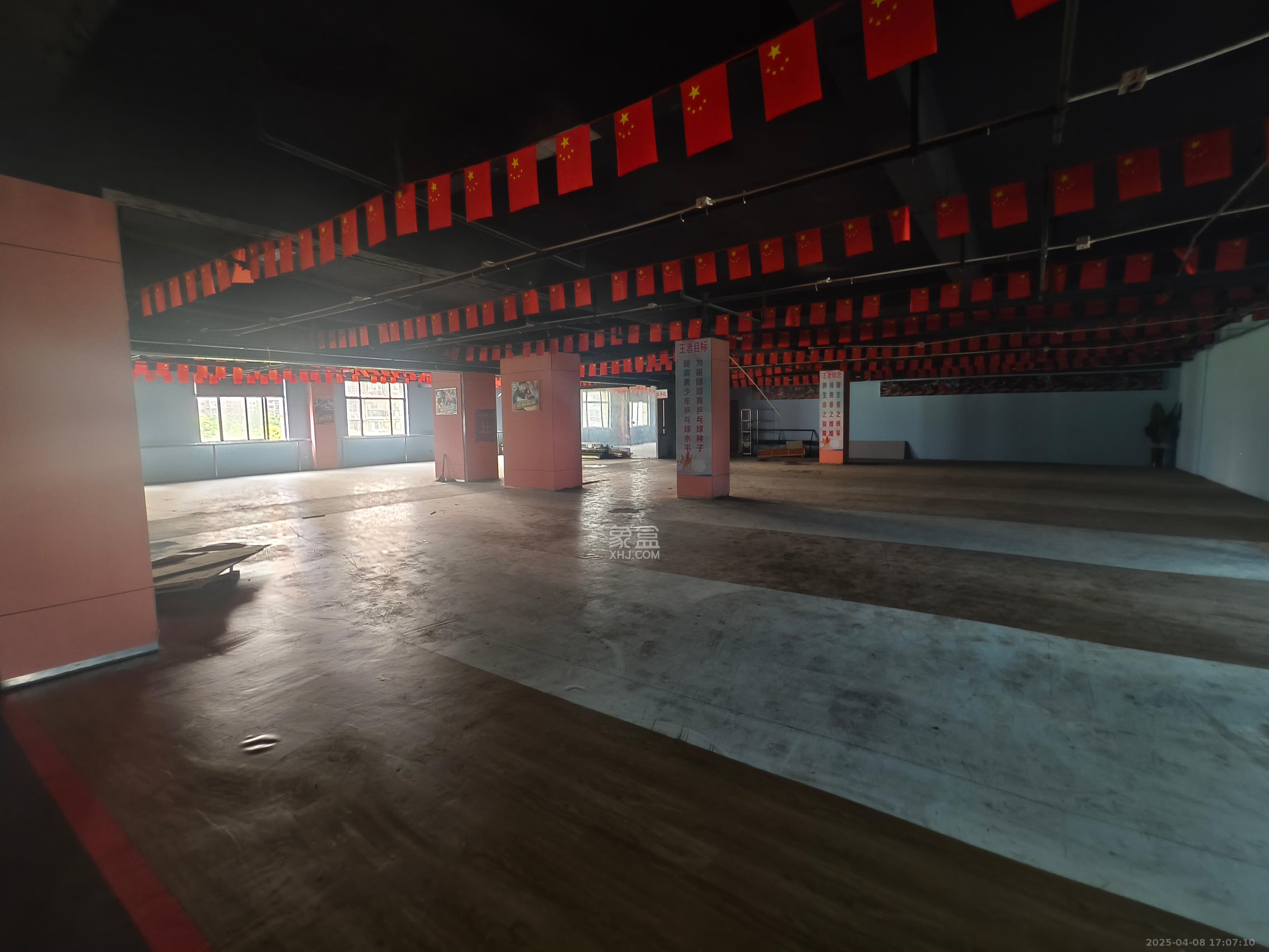 江山帝景哈佛   2300.0㎡      70000.0元/月室内图