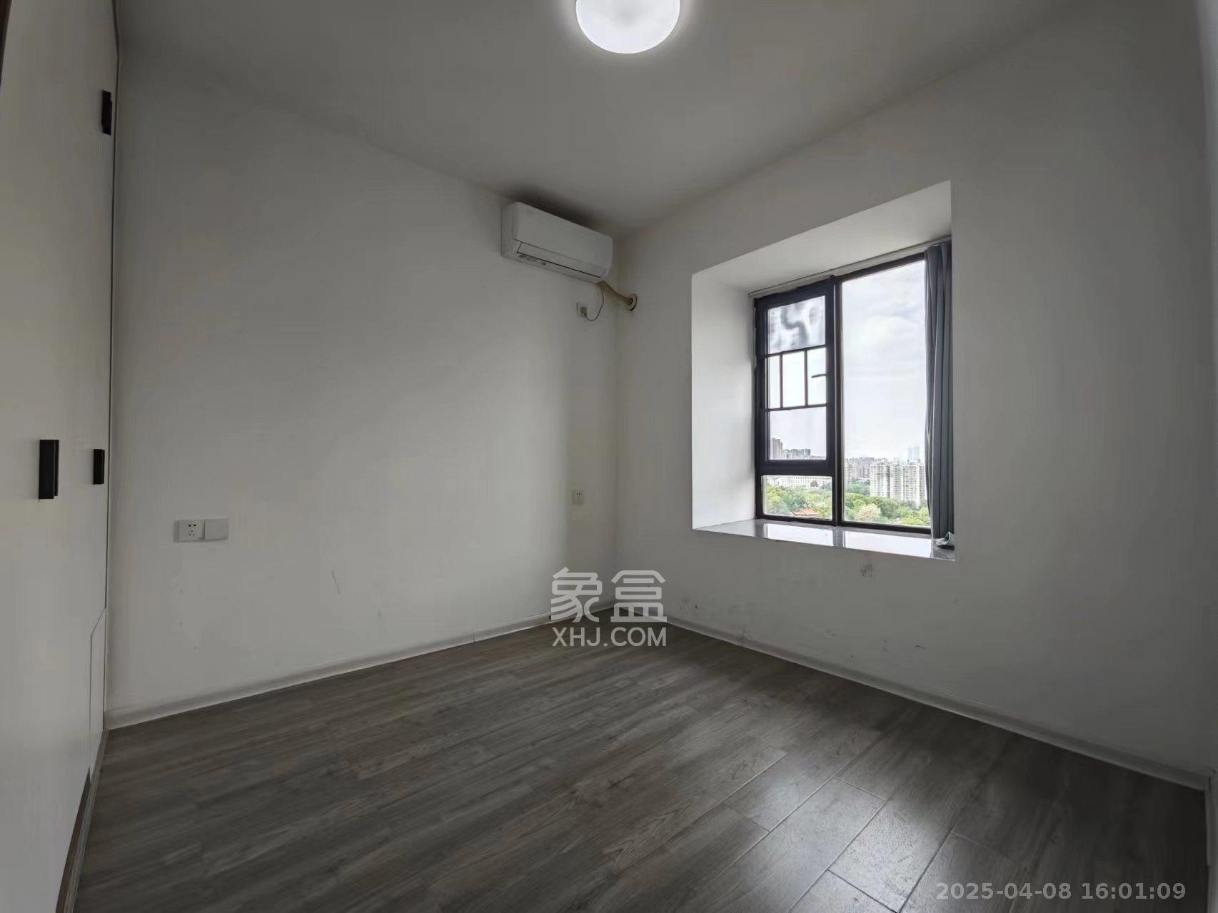鑫苑木莲世家  4室2厅2卫   3500.00元/月室内图
