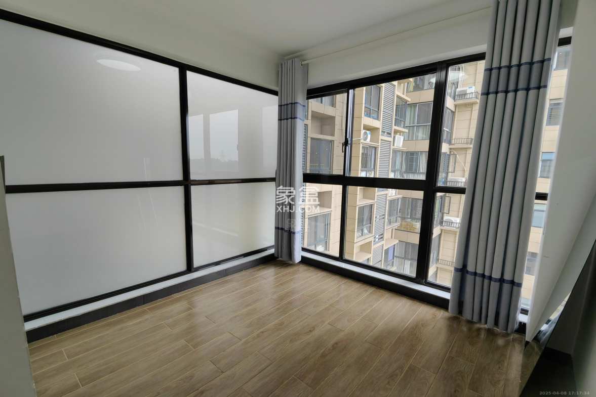 时代新城(翰林府) 3室2厅1卫 1600.0元/月 时代新城(翰林府) 3室2厅1卫 1600.0元/月室内图