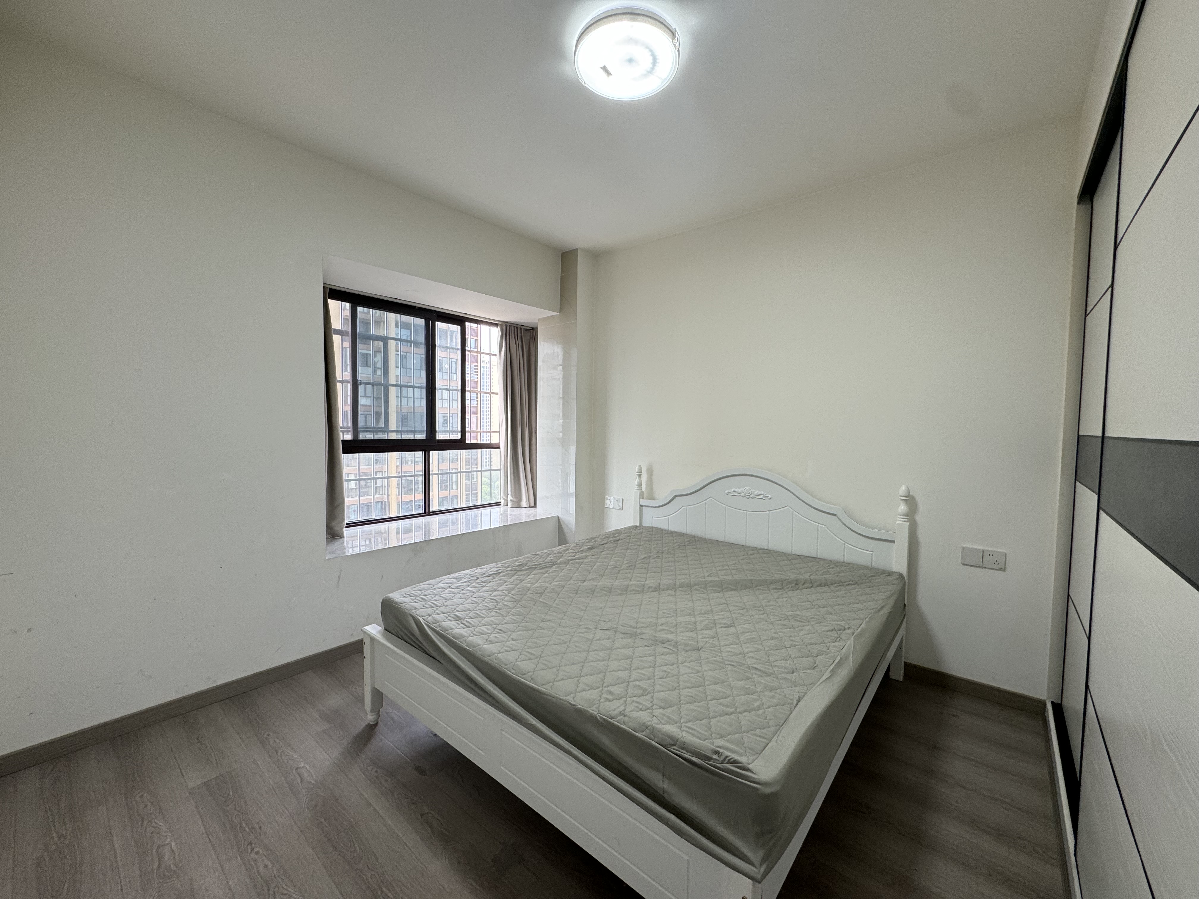 唯康水岸豪庭  3室2厅2卫    1800.0元/月 唯康水岸豪庭  3室2厅2卫    1800.0元/月室内图