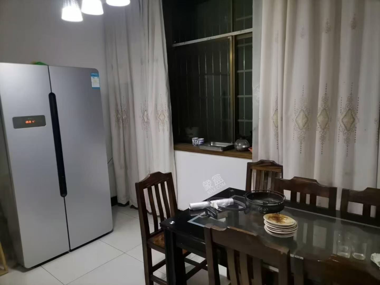 团结苑 3室2厅2卫 800.0元/月 团结苑 3室2厅2卫 800.0元/月室内图