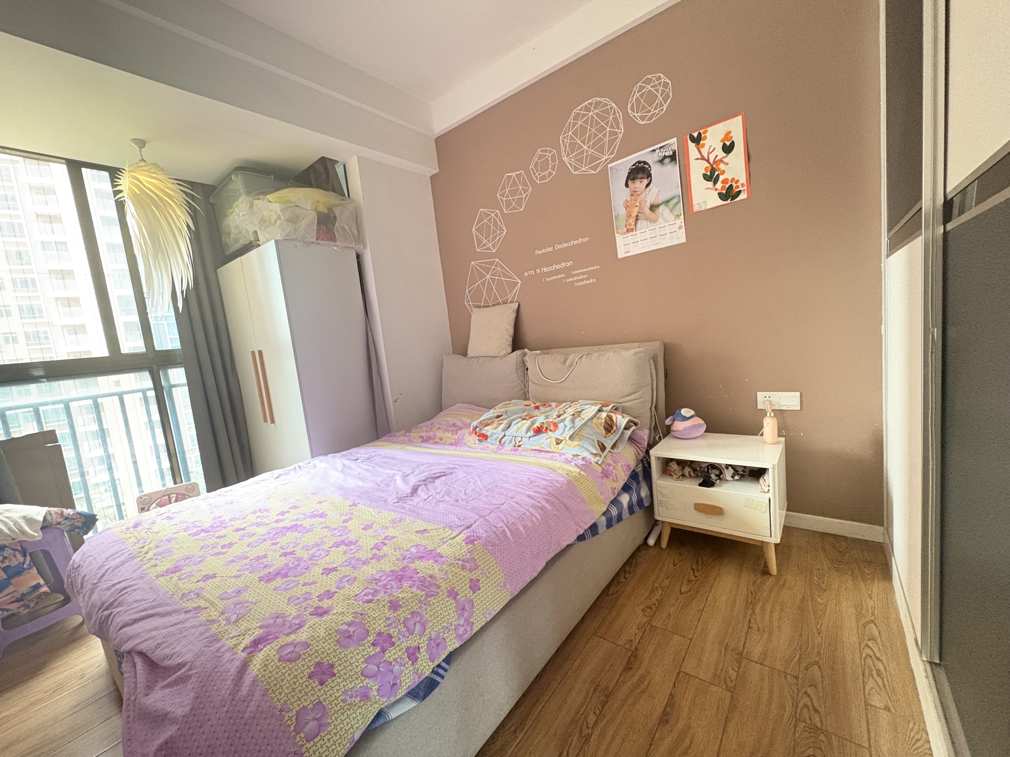 中航白沙湾  3室2厅2卫    1800.0元/月 中航白沙湾  3室2厅2卫    1800.0元/月室内图