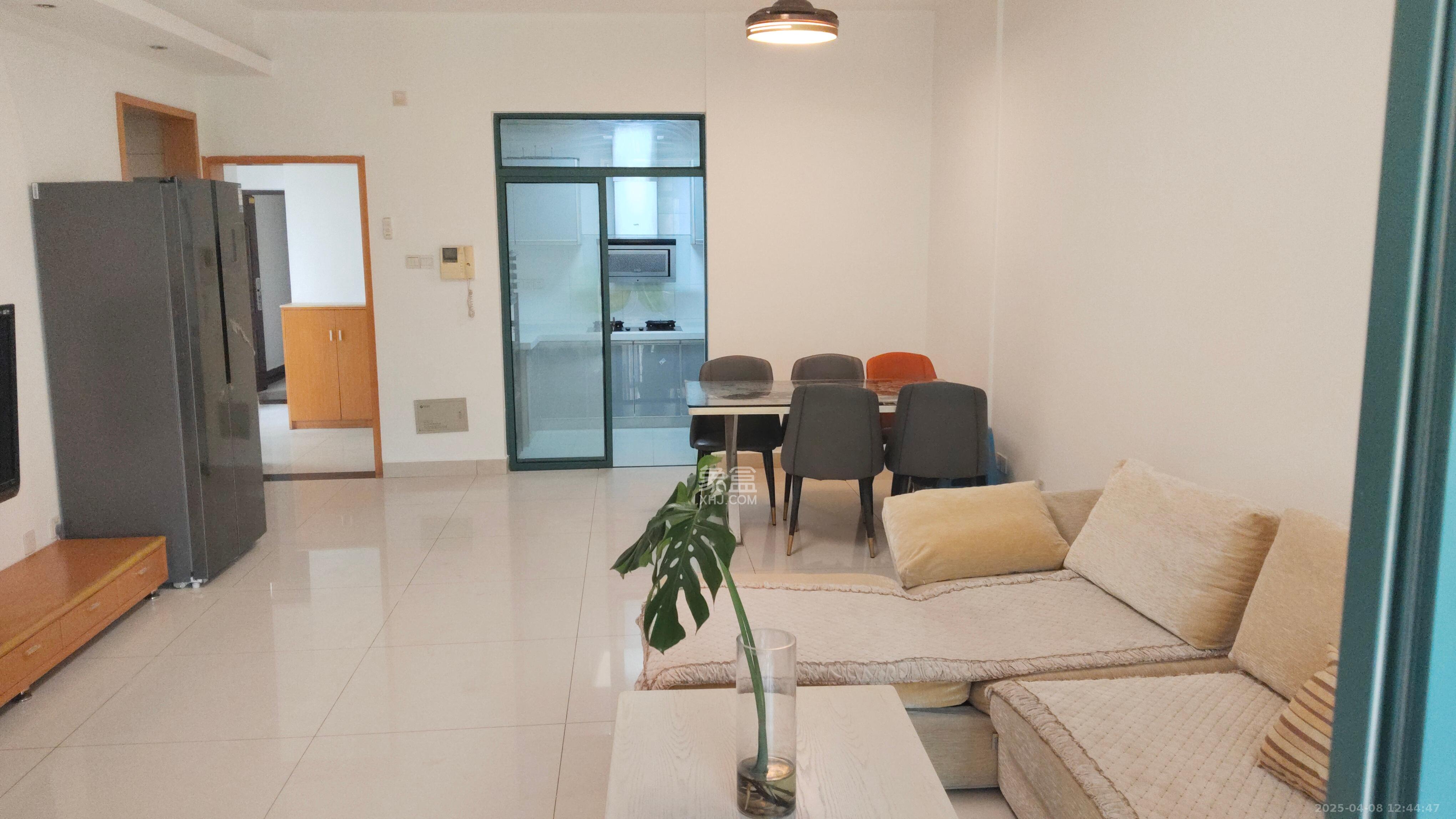 东来苑 3室2厅1卫 3200.0元/月 东来苑 3室2厅1卫 3200.0元/月室内图