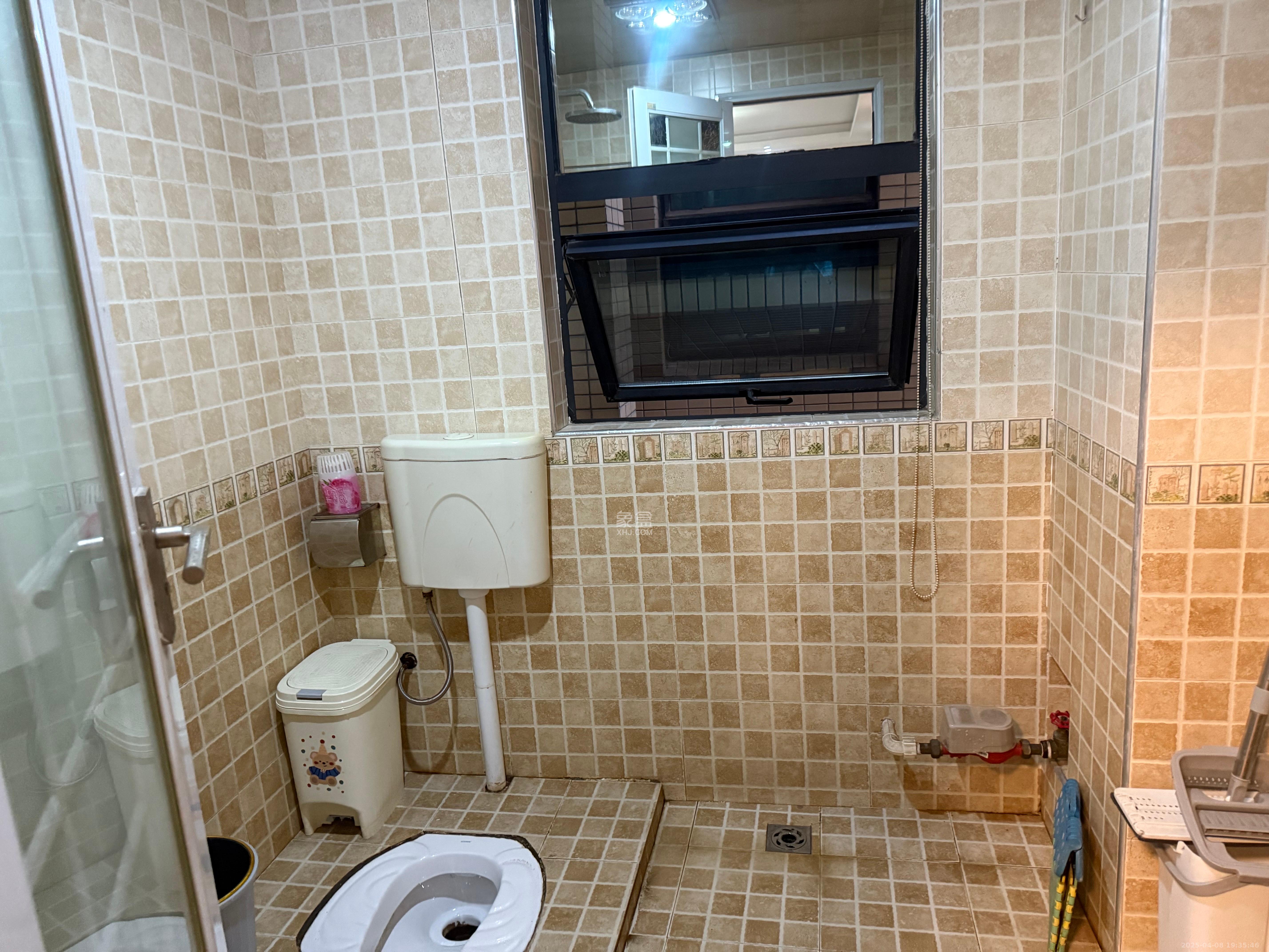 水岸天际(一期、二期) 2室2厅1卫 2000.0元/月 水岸天际(一期、二期) 2室2厅1卫 2000.0元/月室内图