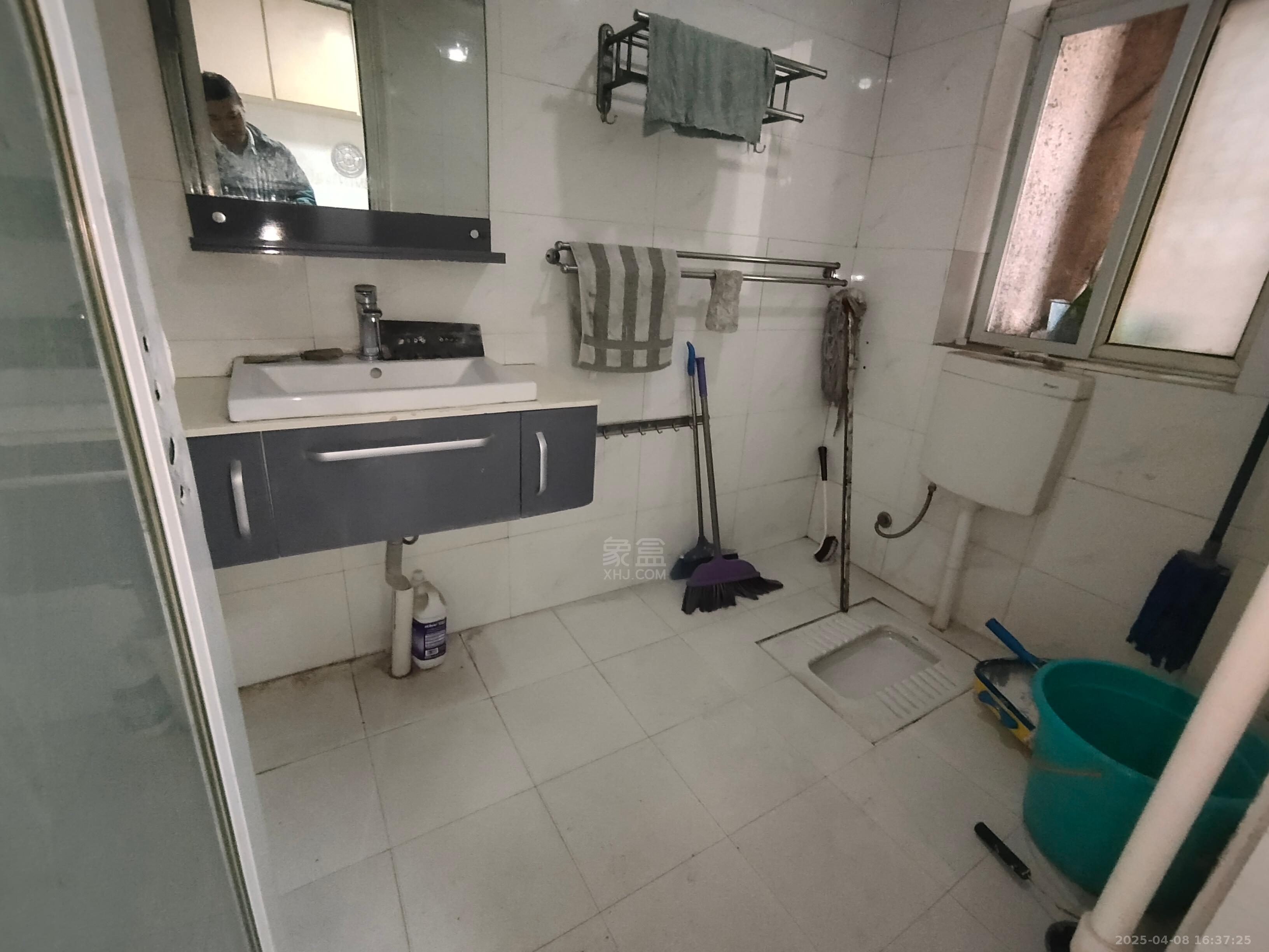 恒宇楼 3室2厅2卫 1000.0元/月 恒宇楼 3室2厅2卫 1000.0元/月室内图