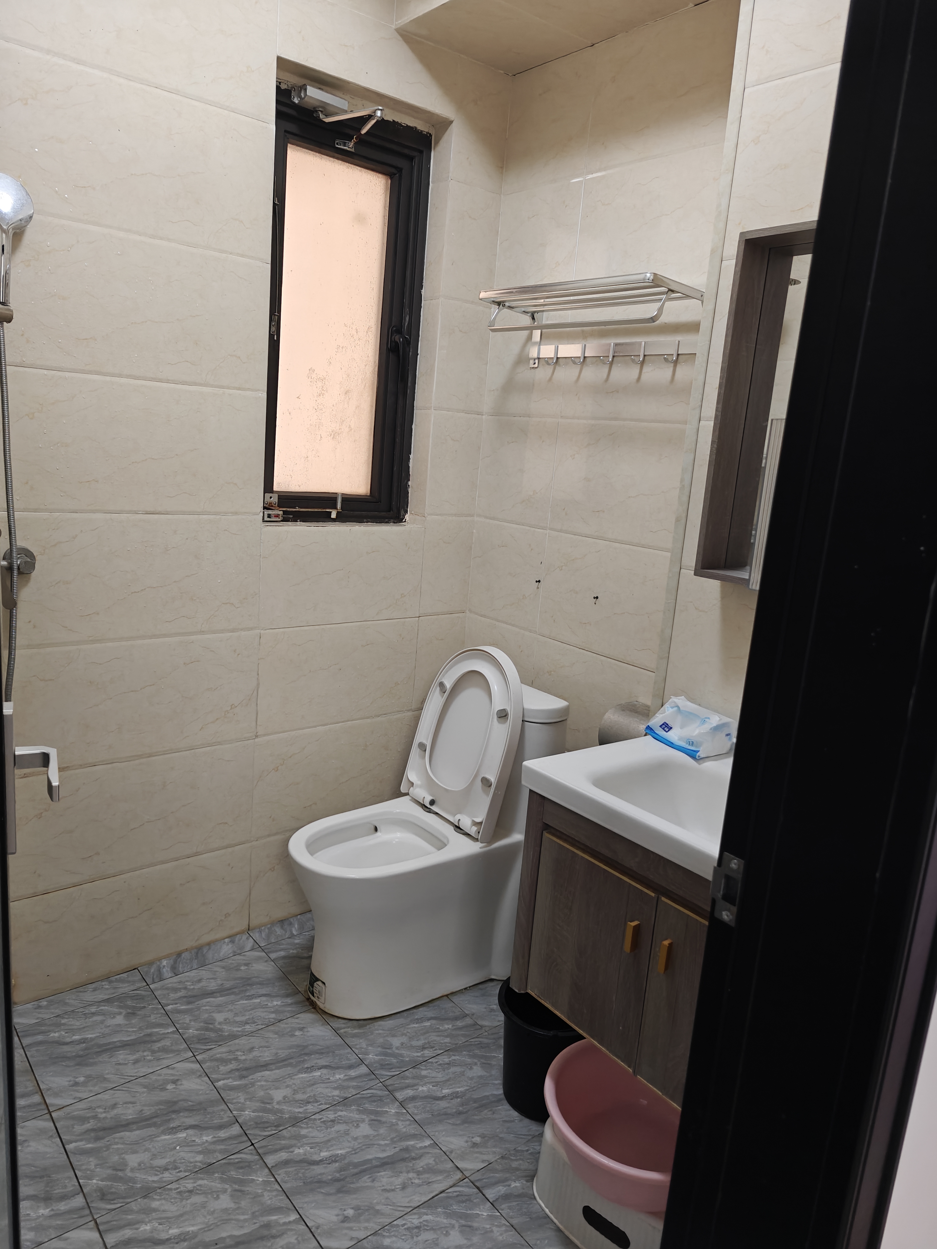 玉河佳园  2室2厅1卫   2500.00元/月室内图