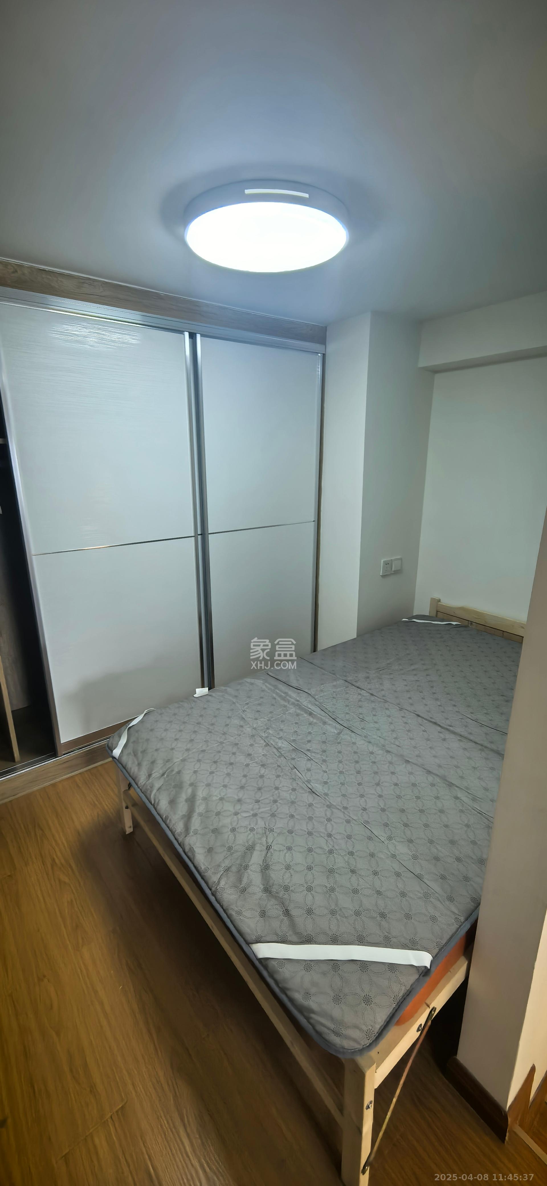 海伦春天  2室2厅1卫   1700.00元/月室内图