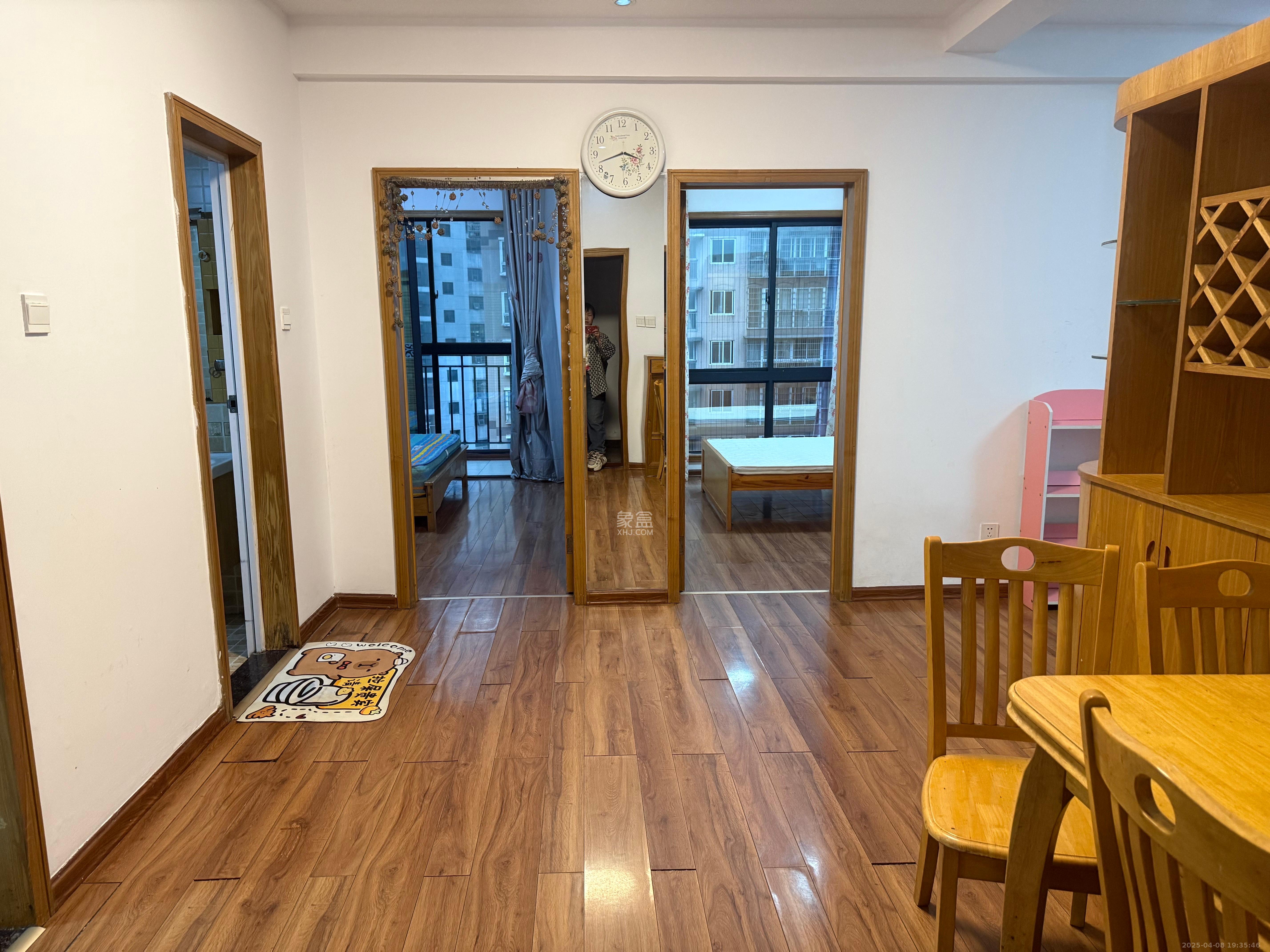 水岸天际(一期、二期) 2室2厅1卫 2000.0元/月 水岸天际(一期、二期) 2室2厅1卫 2000.0元/月室内图