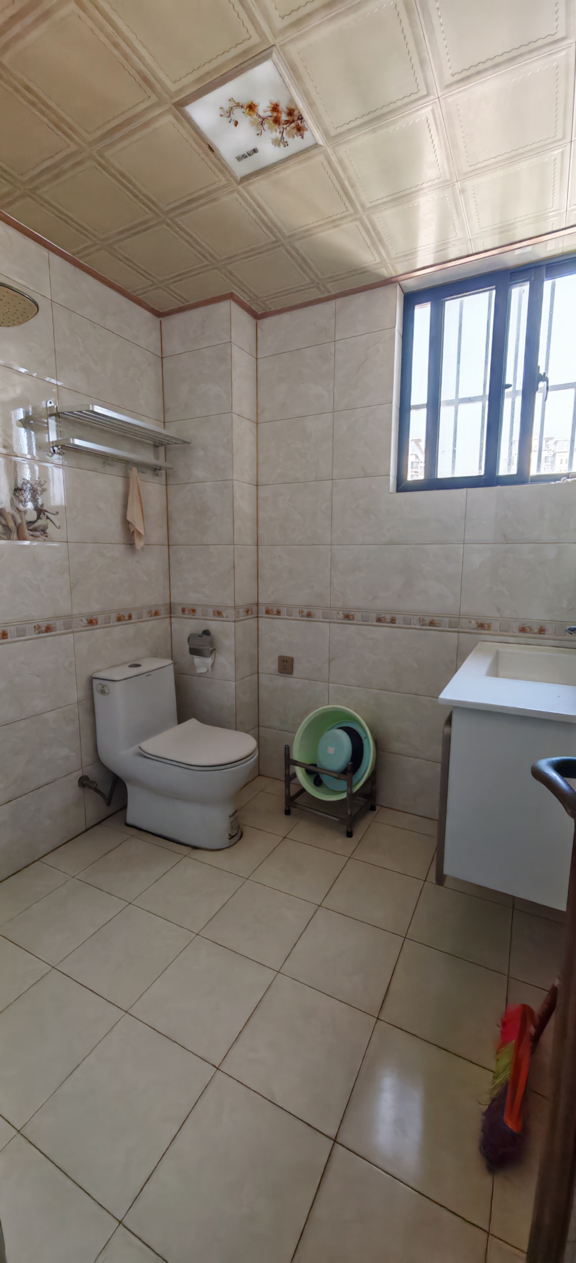 四季雅居 3室2厅2卫 205.0万 四季雅居 3室2厅2卫 205.0万室内图