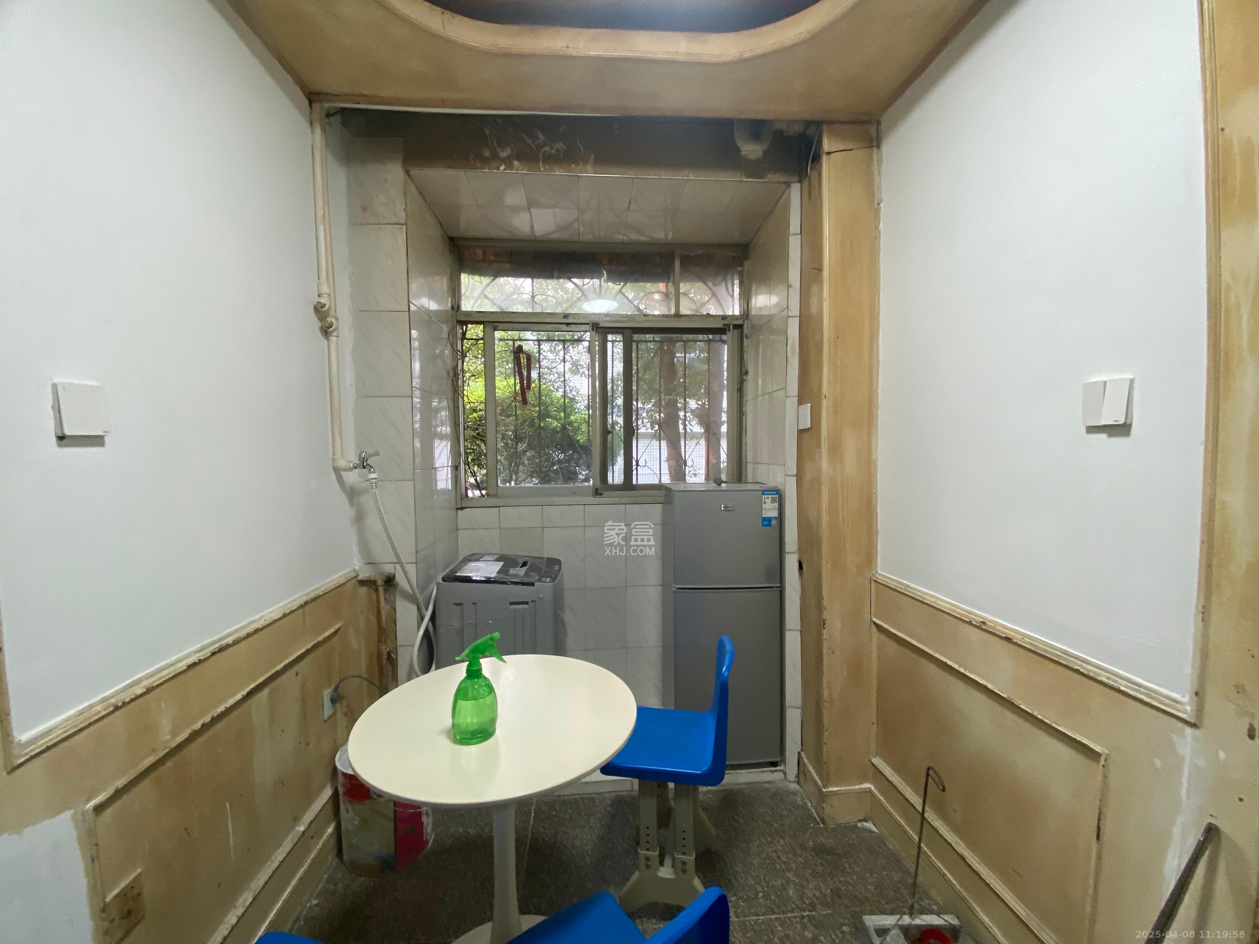 移动科技有限公司职工住宅楼  1室0厅0卫   1500.00元/月室内图