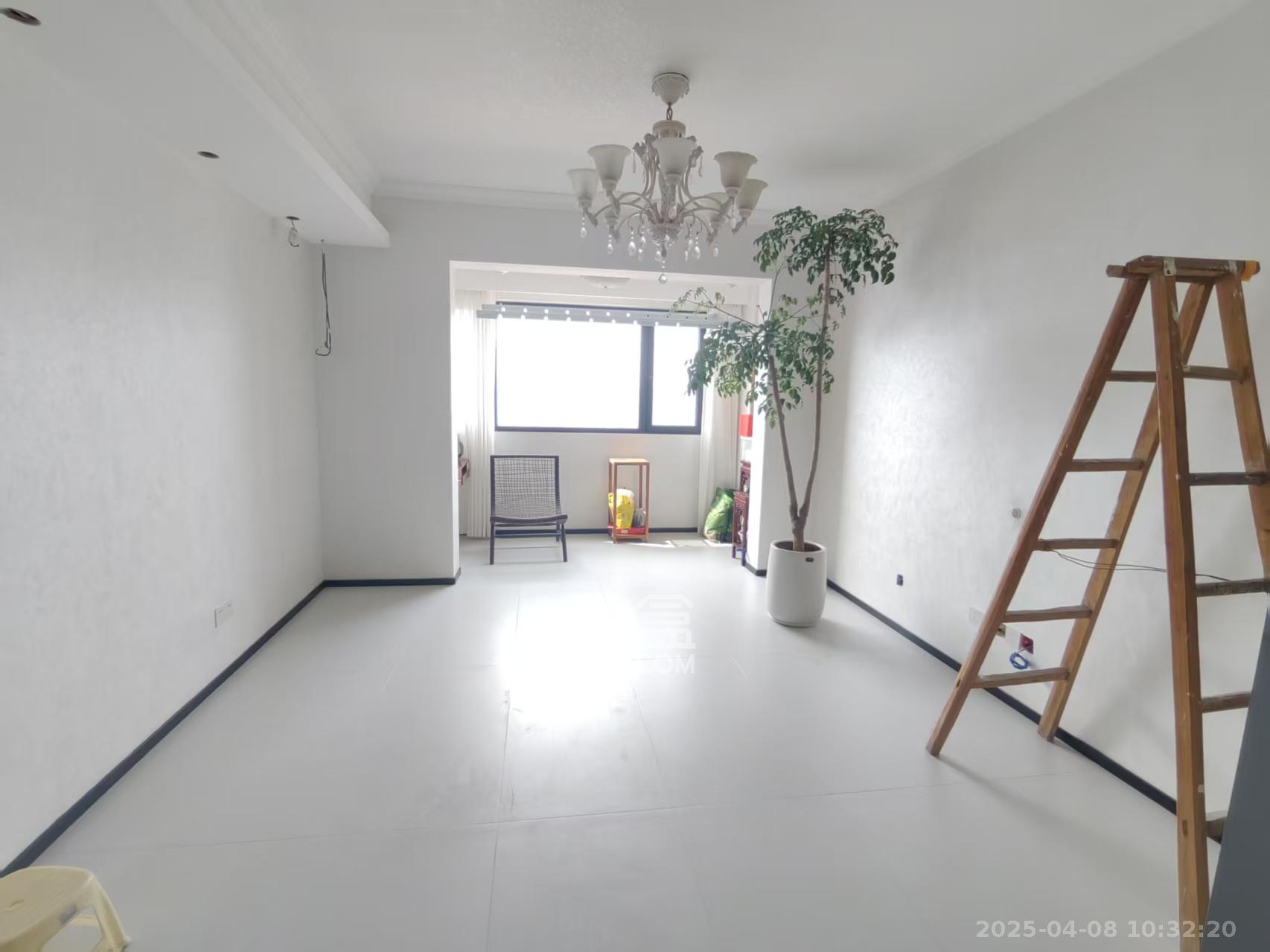 汇达国际公馆(汇达大厦) 3室2厅2卫 3000.0元/月 汇达国际公馆(汇达大厦) 3室2厅2卫 3000.0元/月室内图