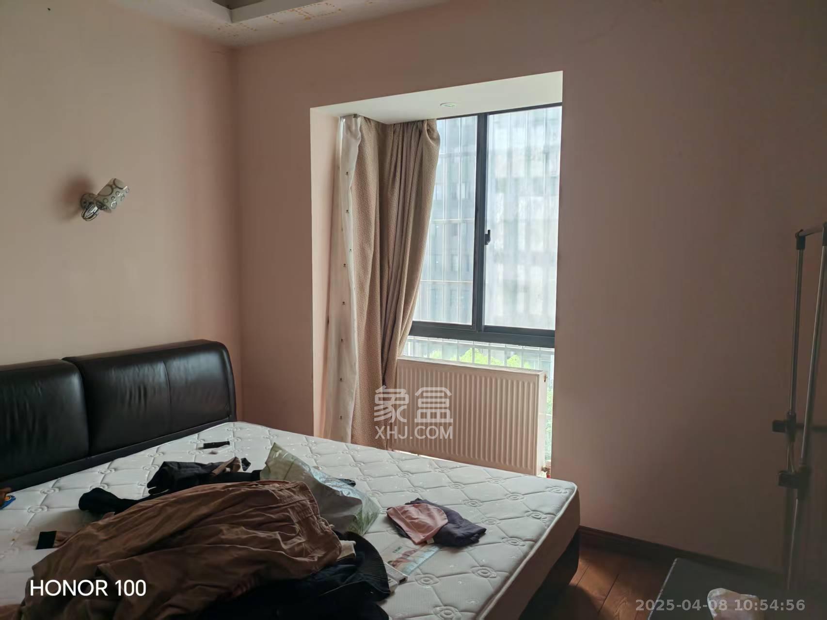 城南故事家园 3室1厅2卫 2500.0元/月 城南故事家园 3室1厅2卫 2500.0元/月室内图