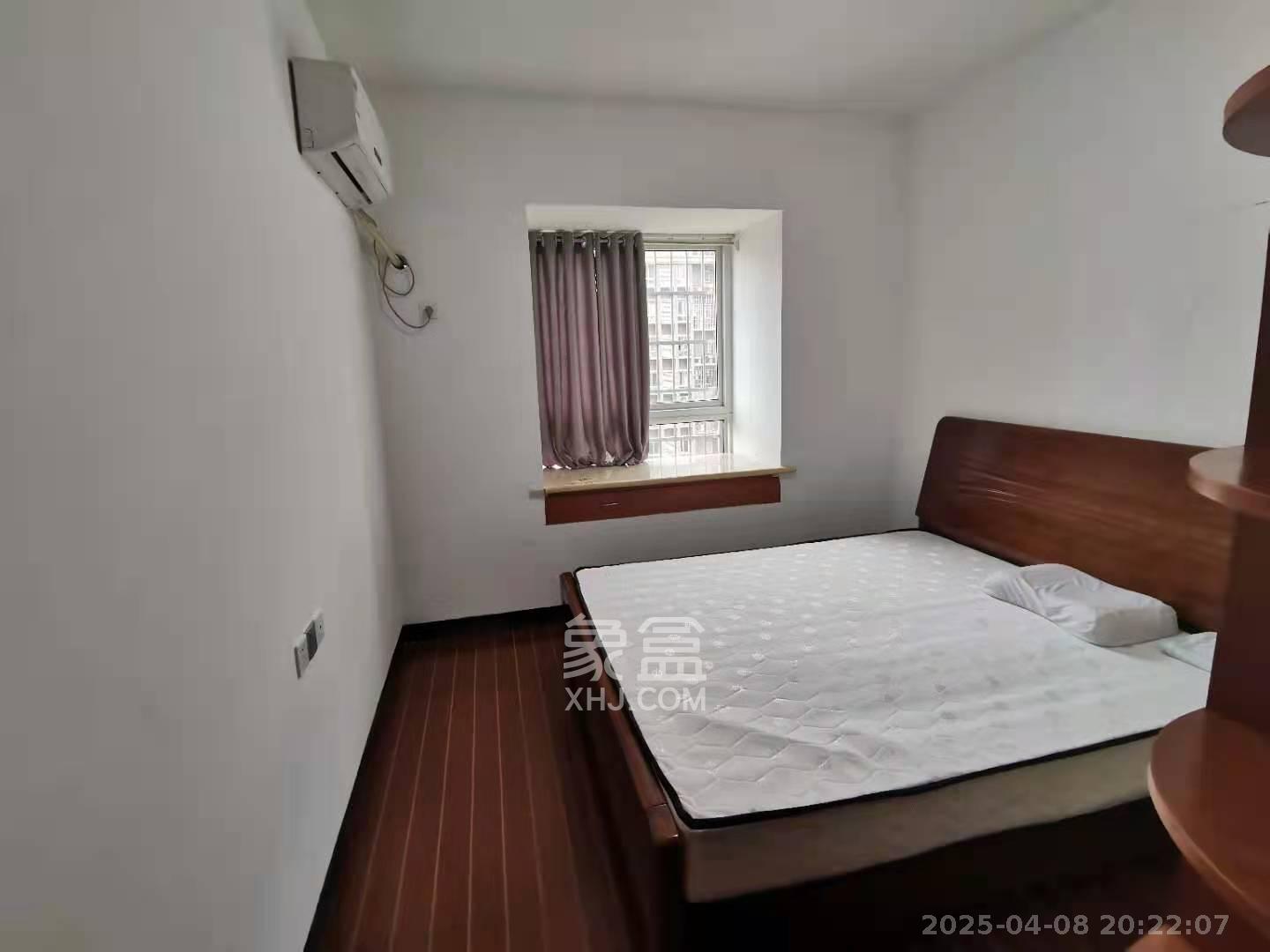 上河国际C区  1室2厅2卫   2600.00元/月室内图