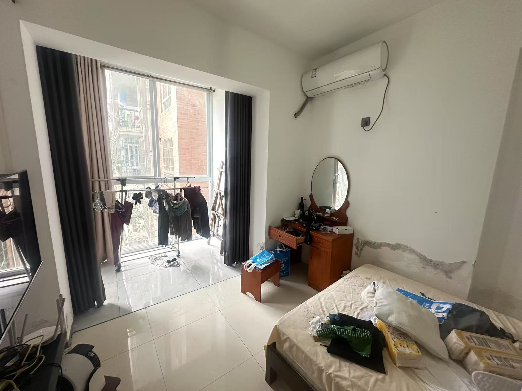 兆南绿岛家园 1室1厅1卫 91.0万 兆南绿岛家园 1室1厅1卫 91.0万室内图