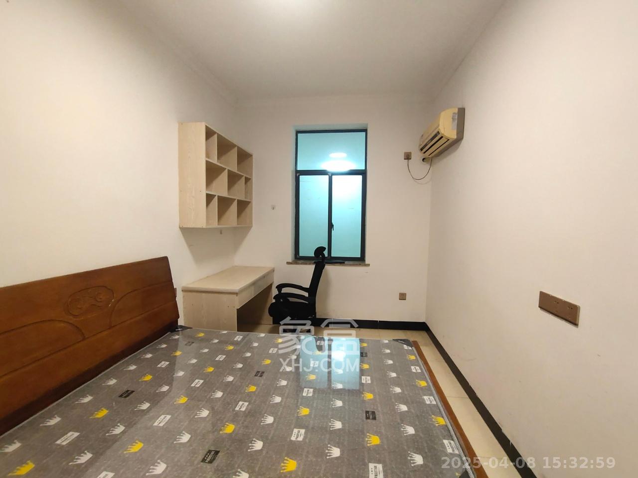 东瓜山一村  4室2厅1卫   1500.00元/月室内图