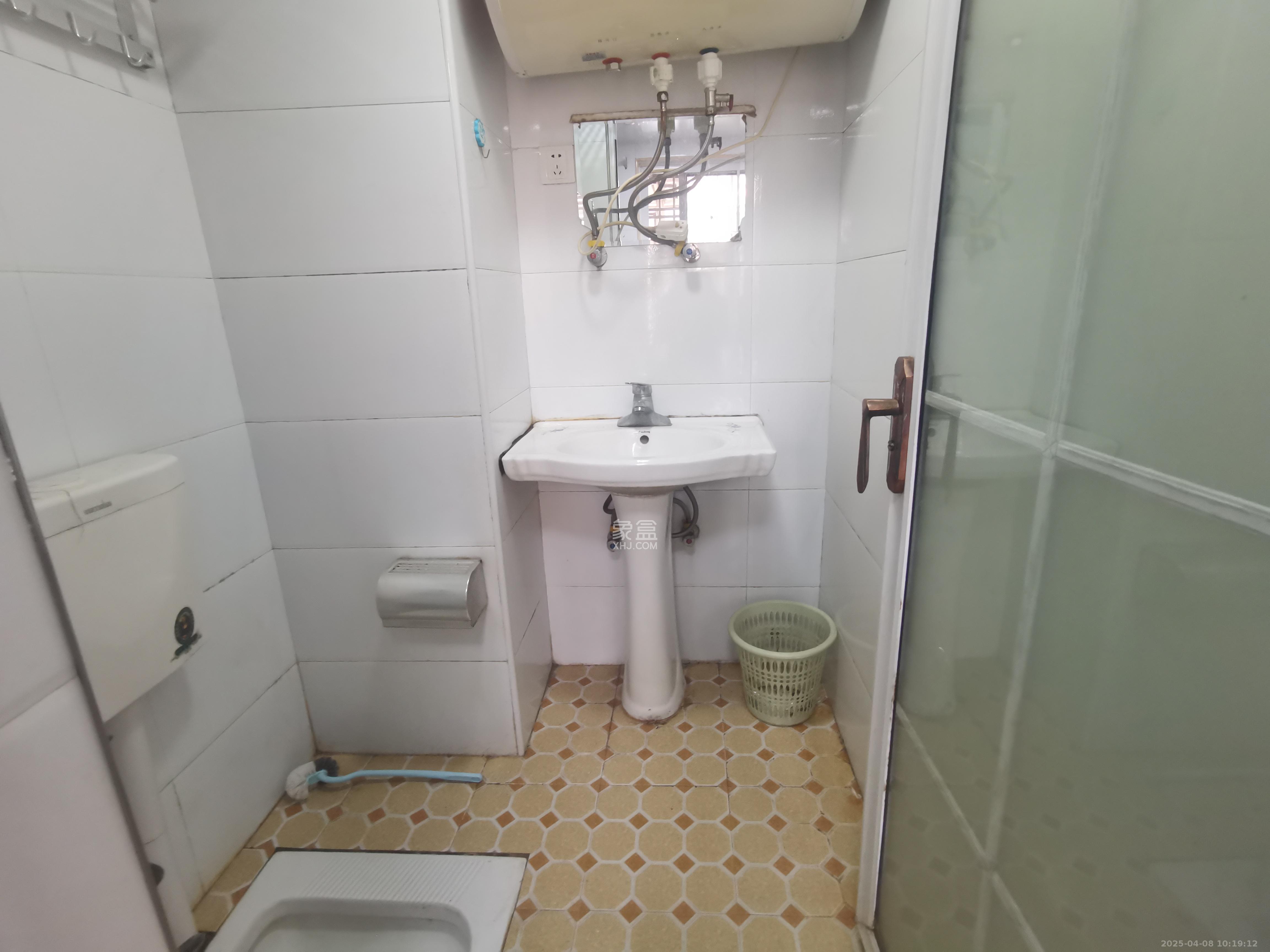 星城新宇黎锦苑 1室1厅1卫 800.0元/月 星城新宇黎锦苑 1室1厅1卫 800.0元/月室内图