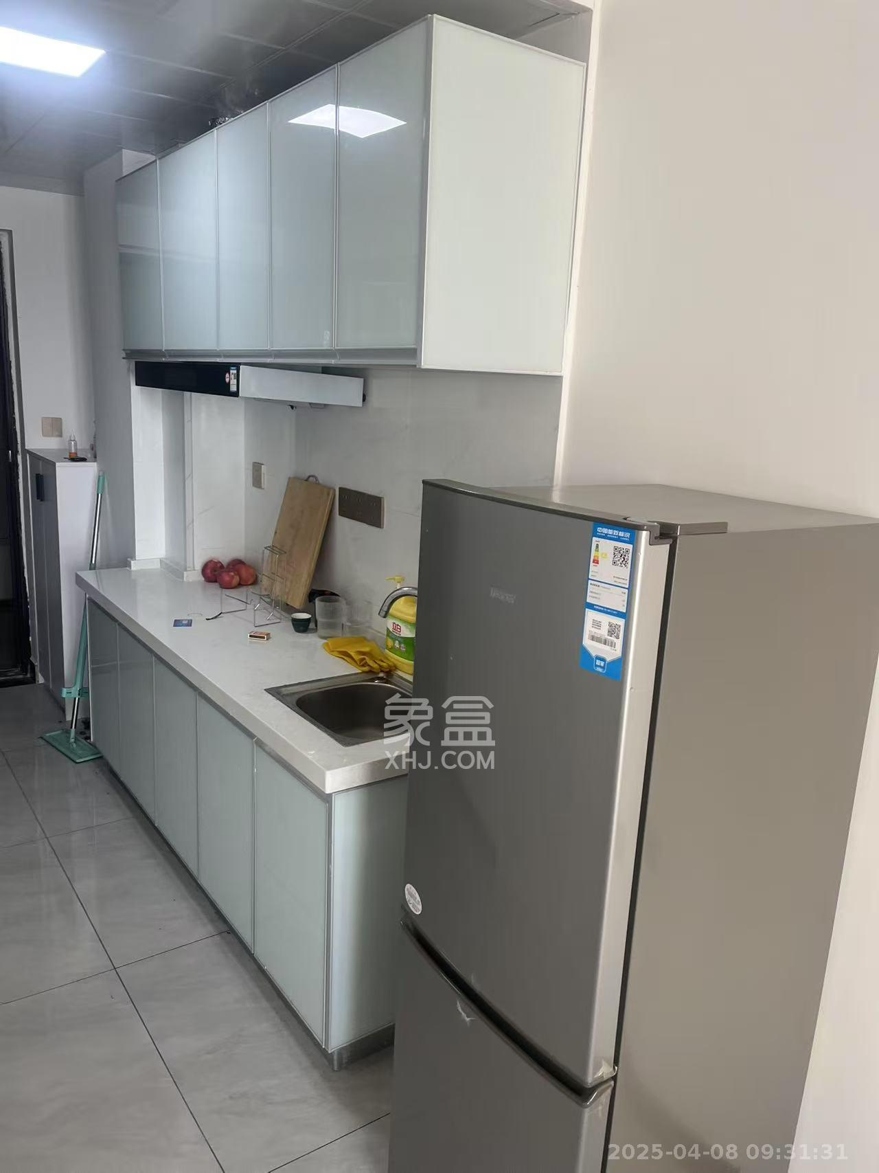 保利麓谷林语I区  1室1厅1卫   1500.00元/月室内图