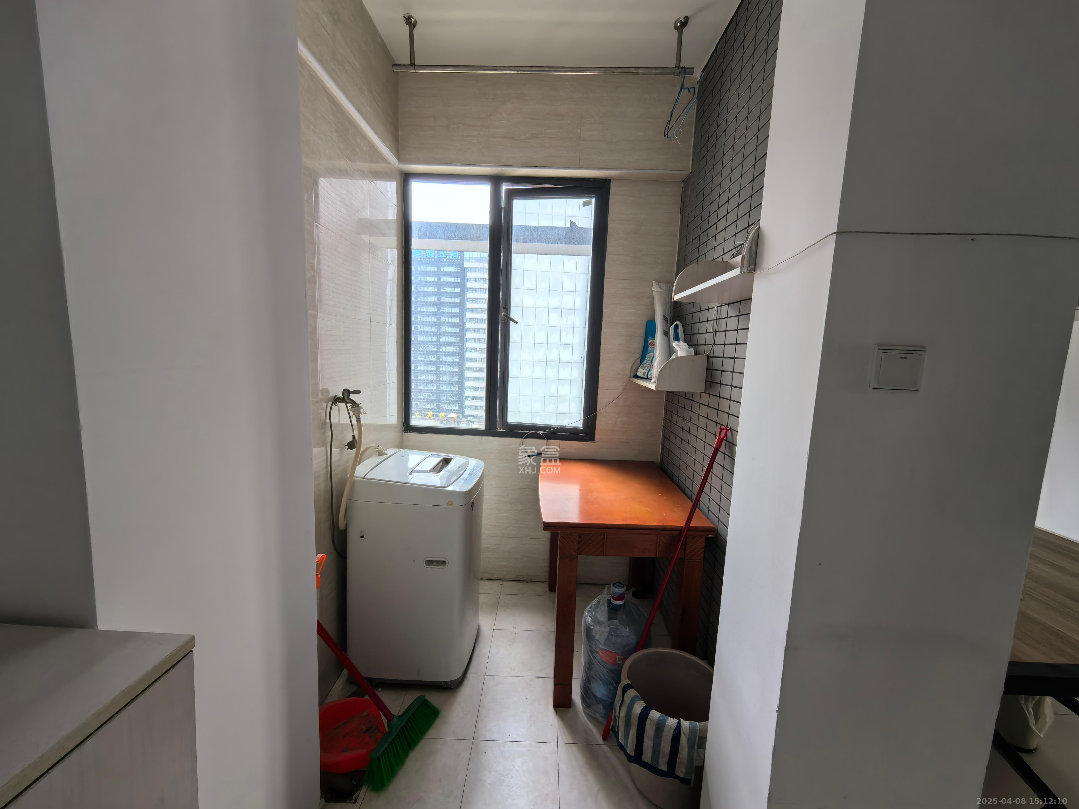 亚商国际 2室1厅1卫 1800.0元/月 亚商国际 2室1厅1卫 1800.0元/月室内图