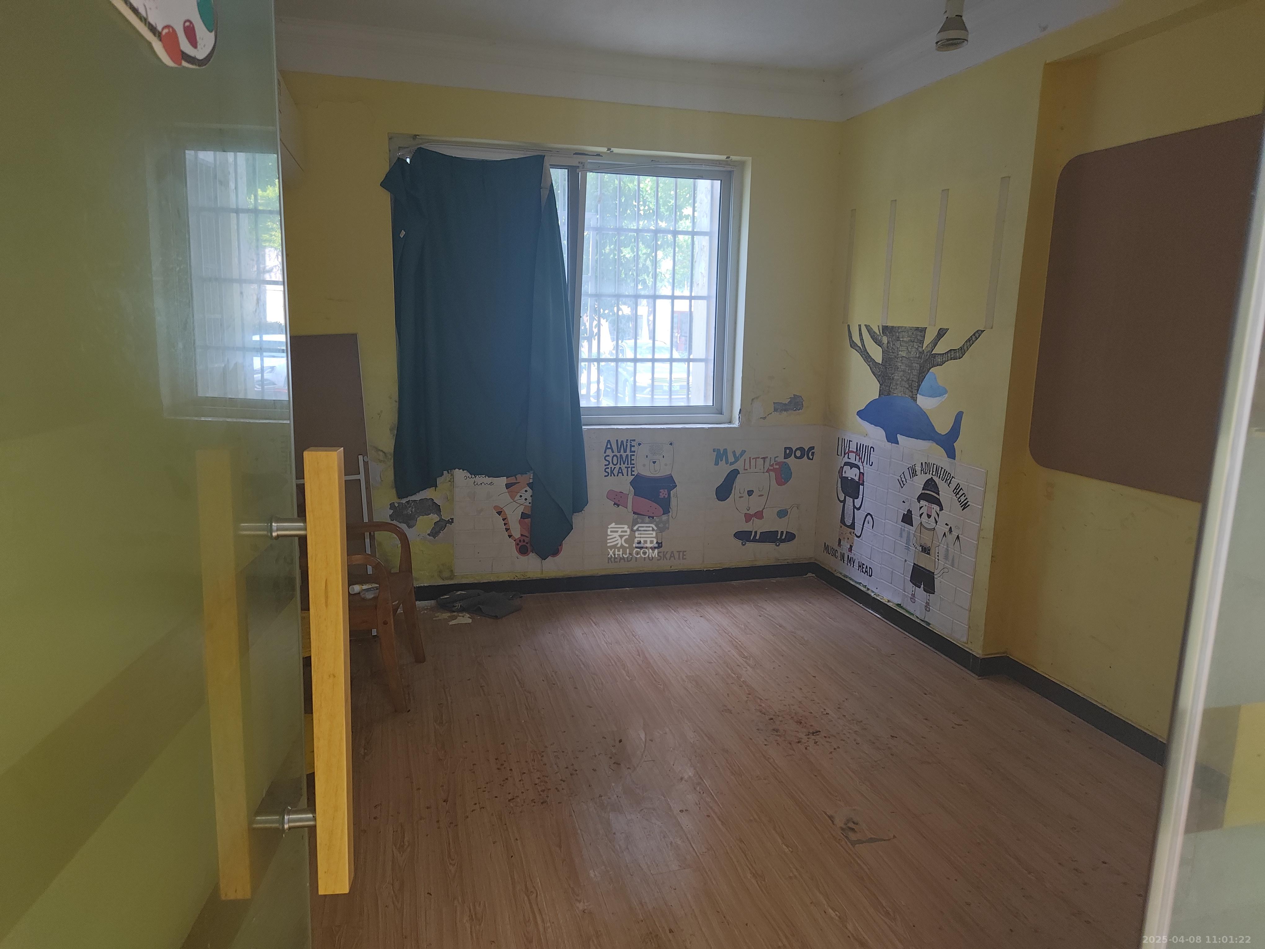 和润园一、二期 1室1厅1卫 2000.0元/月 和润园一、二期 1室1厅1卫 2000.0元/月室内图