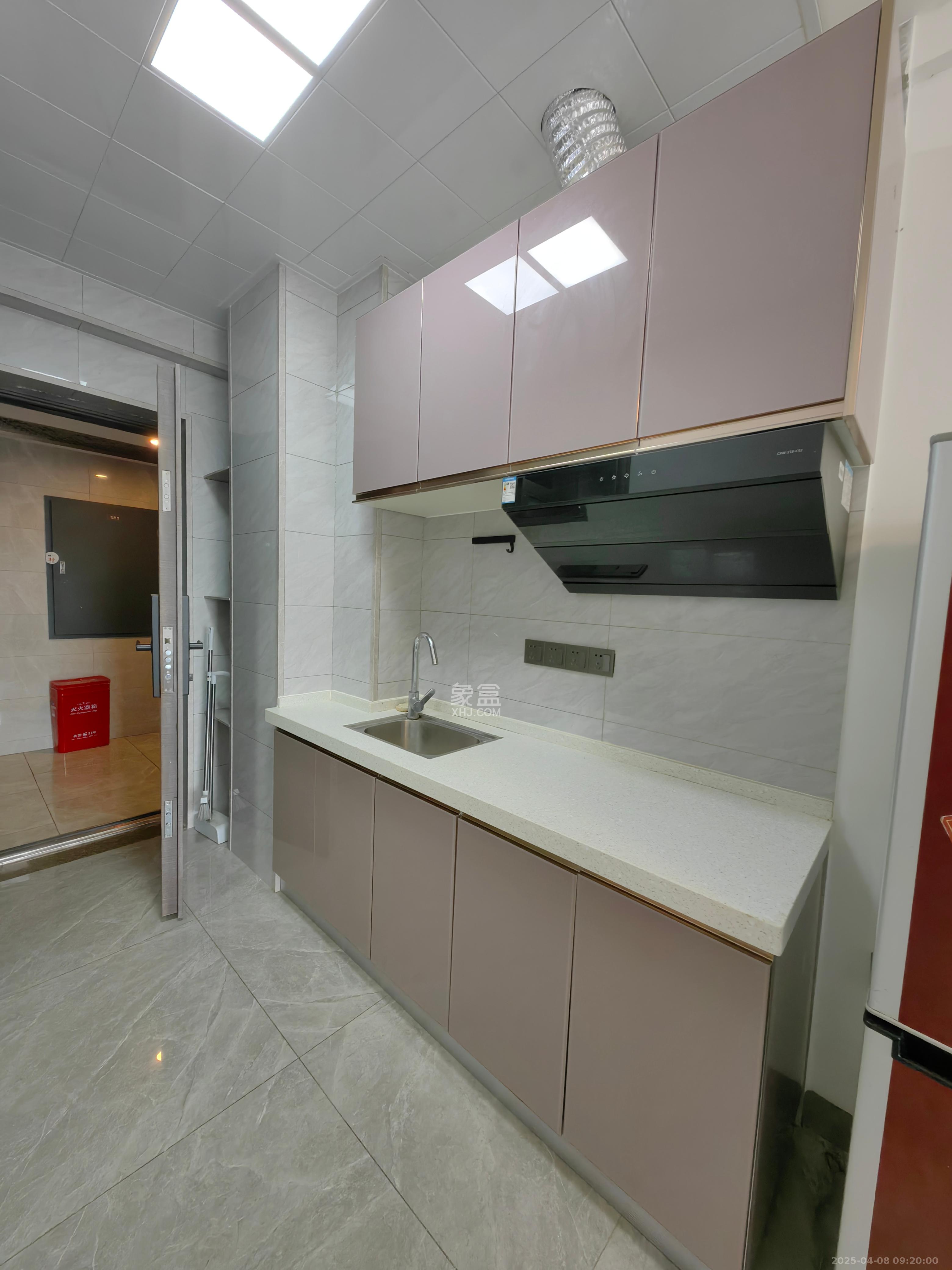 龙湖湘江星座(祺鑫星座公寓) 1室0厅0卫 1500.0元/月 龙湖湘江星座(祺鑫星座公寓) 1室0厅0卫 1500.0元/月室内图