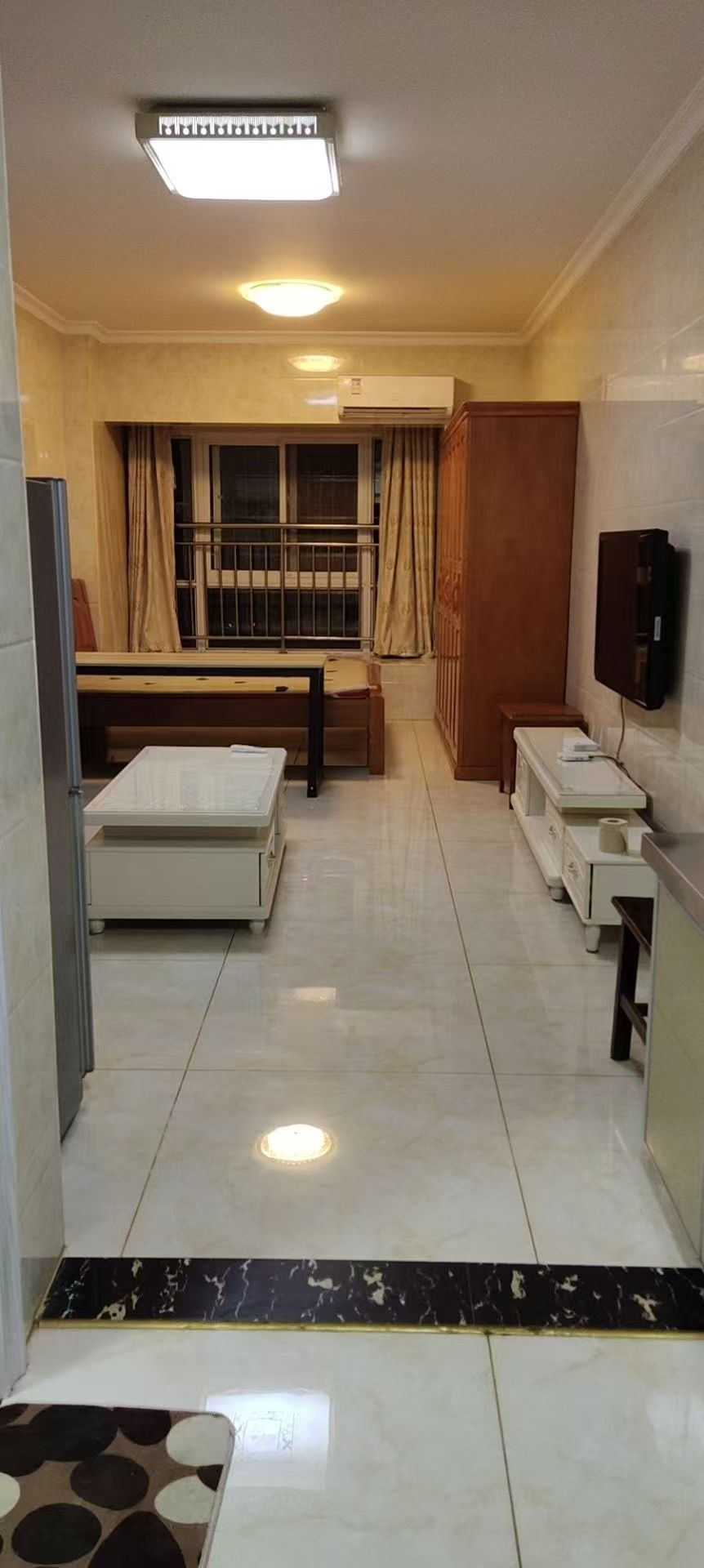 梓湖东城  1室1厅1卫    800.0元/月 梓湖东城  1室1厅1卫    800.0元/月室内图