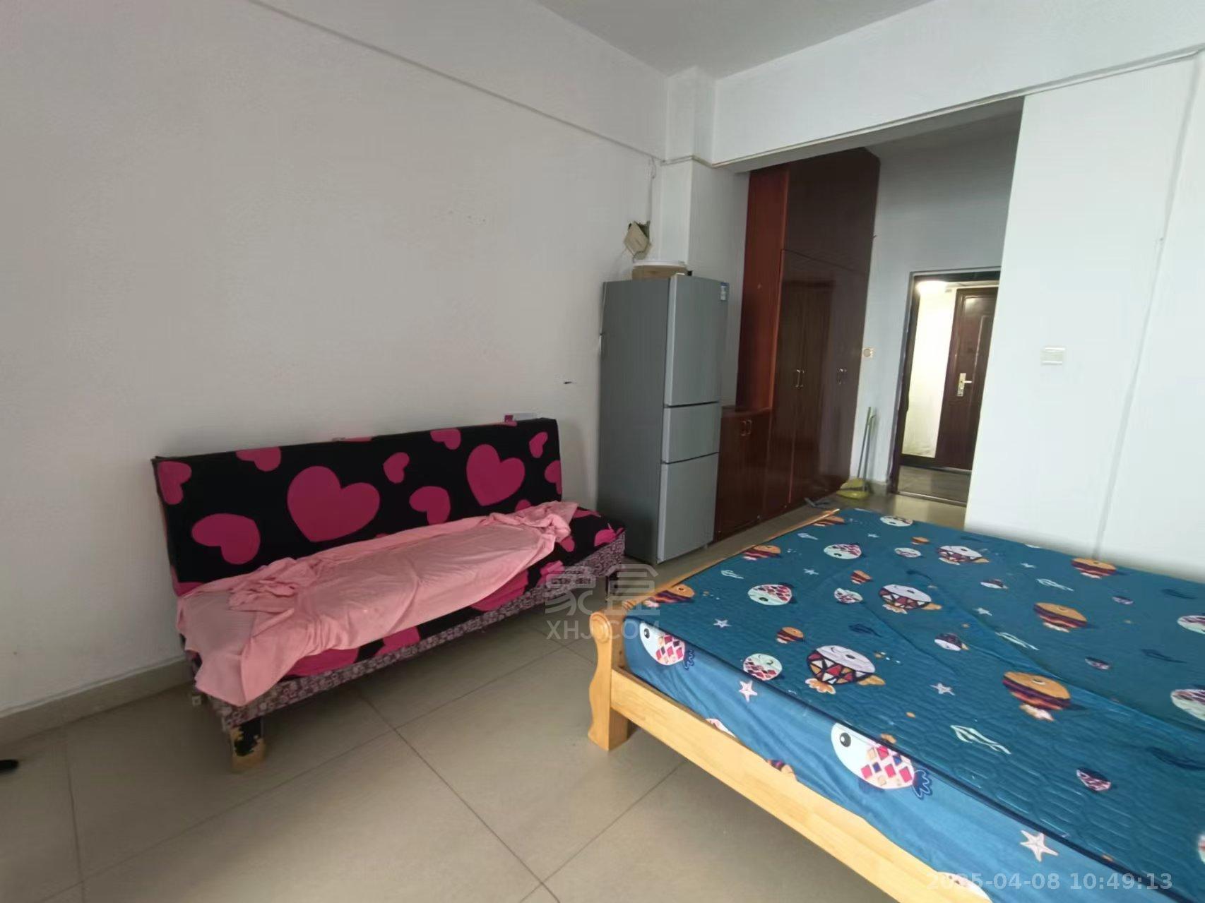 庐山春天大厦(和一宾馆) 1室1厅1卫 700.0元/月 庐山春天大厦(和一宾馆) 1室1厅1卫 700.0元/月室内图