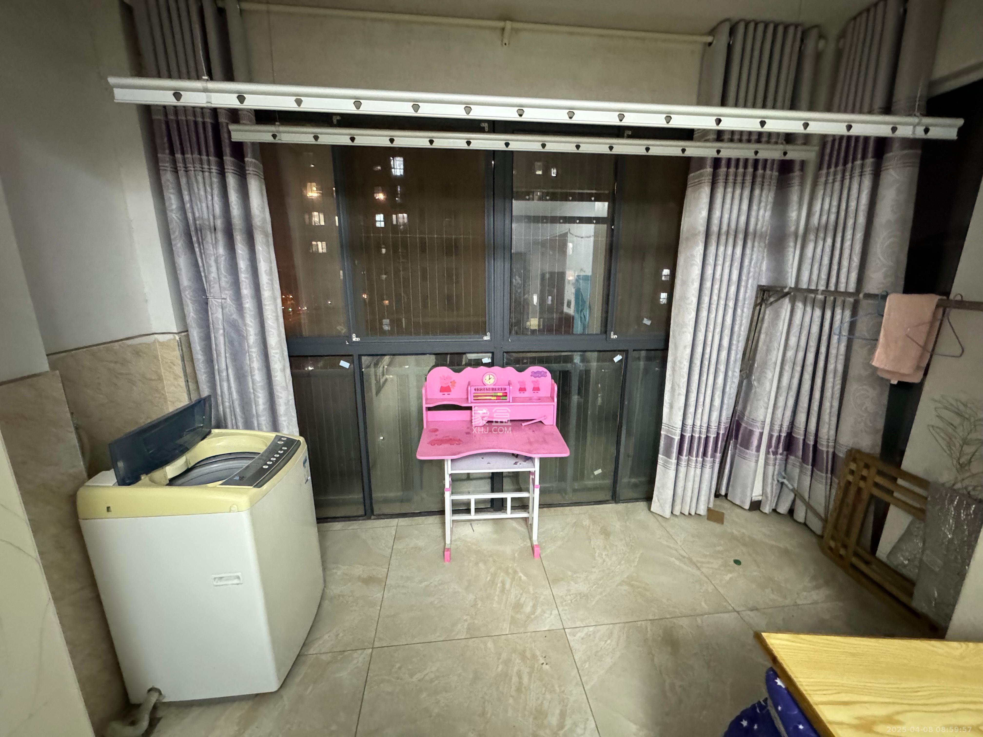 北京御园一二期(国泰嘉园)  3室2厅1卫    1900.0元/月 北京御园一二期(国泰嘉园)  3室2厅1卫    1900.0元/月室内图