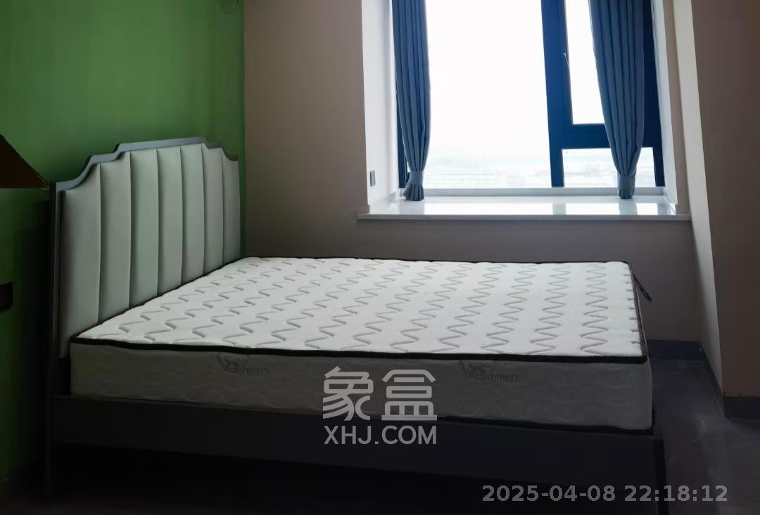 保利麓谷林语I区  1室1厅1卫   1400.00元/月室内图