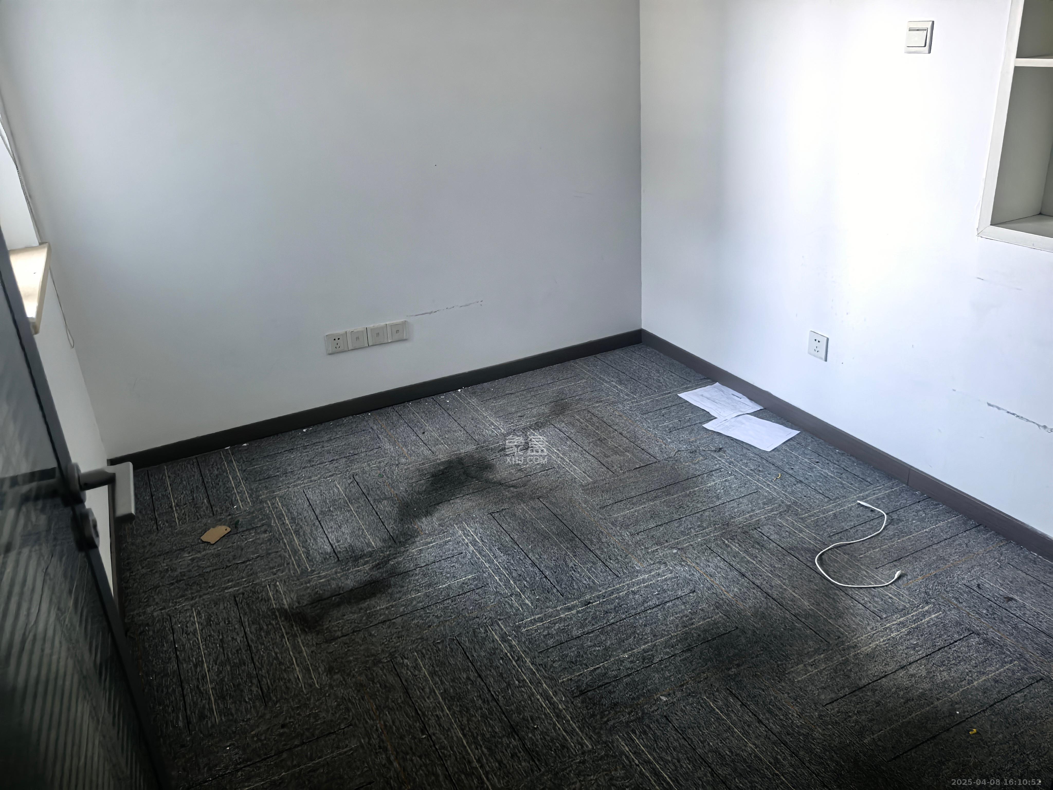 鑫远杰座  1室1厅1卫    4900.0元/月 鑫远杰座  1室1厅1卫    4900.0元/月室内图