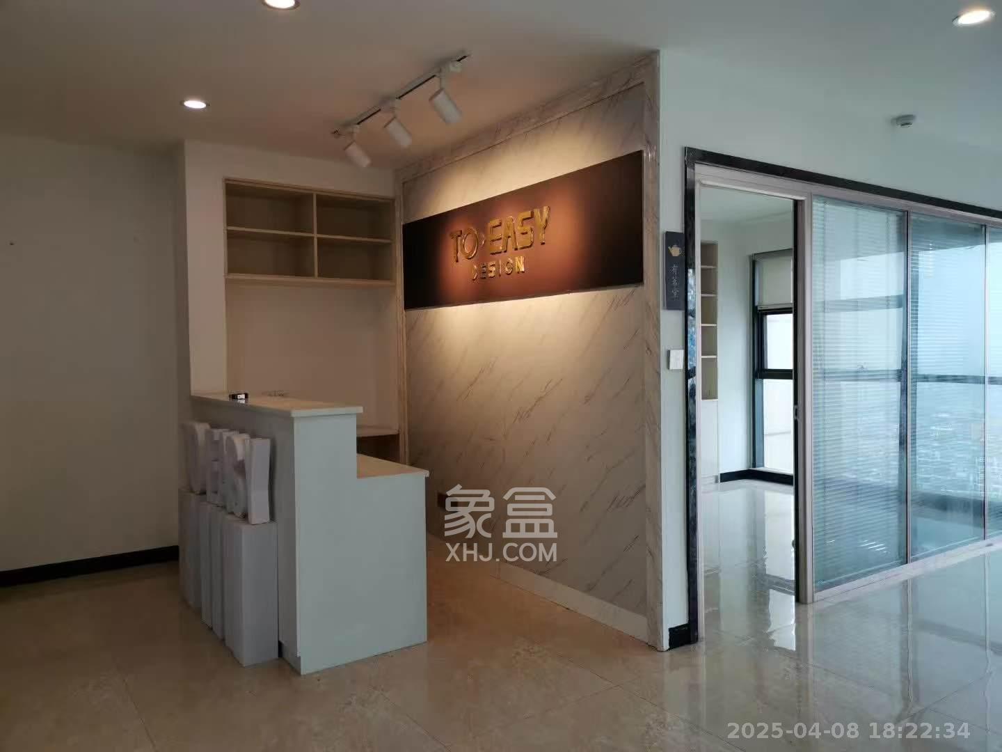 萬(wàn)坤圖財(cái)富廣場(chǎng)  1室1廳1衛(wèi)   5200.00元/月室內(nèi)圖