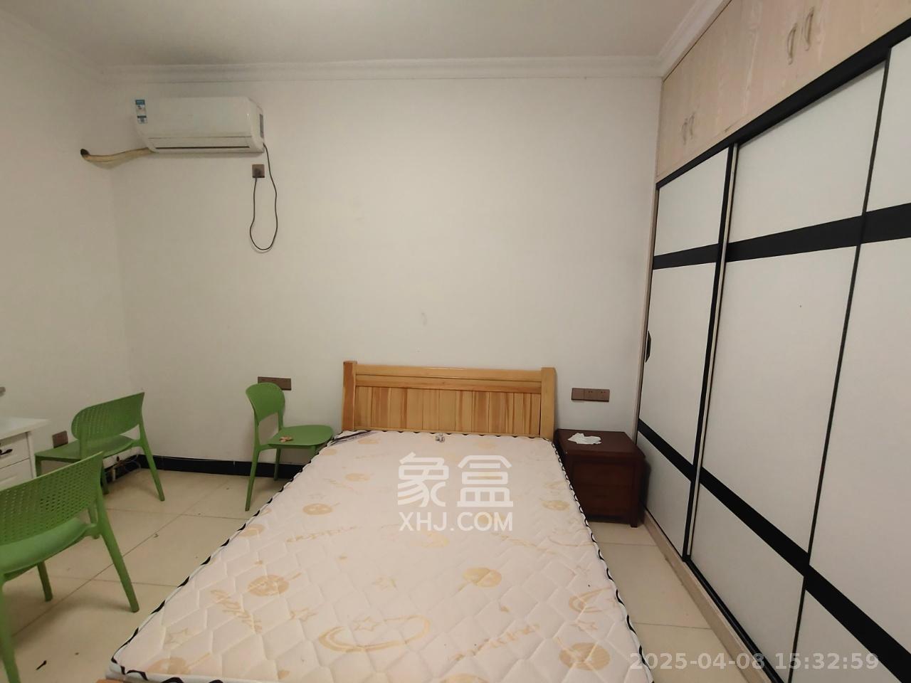 东瓜山一村  4室2厅1卫   1500.00元/月