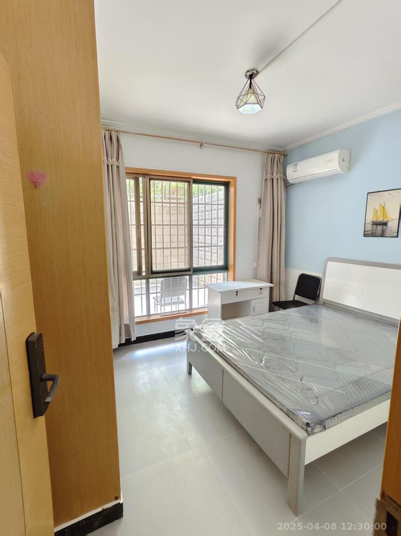 望兴景园一期 4室1厅1卫 1000.0元/月 望兴景园一期 4室1厅1卫 1000.0元/月室内图