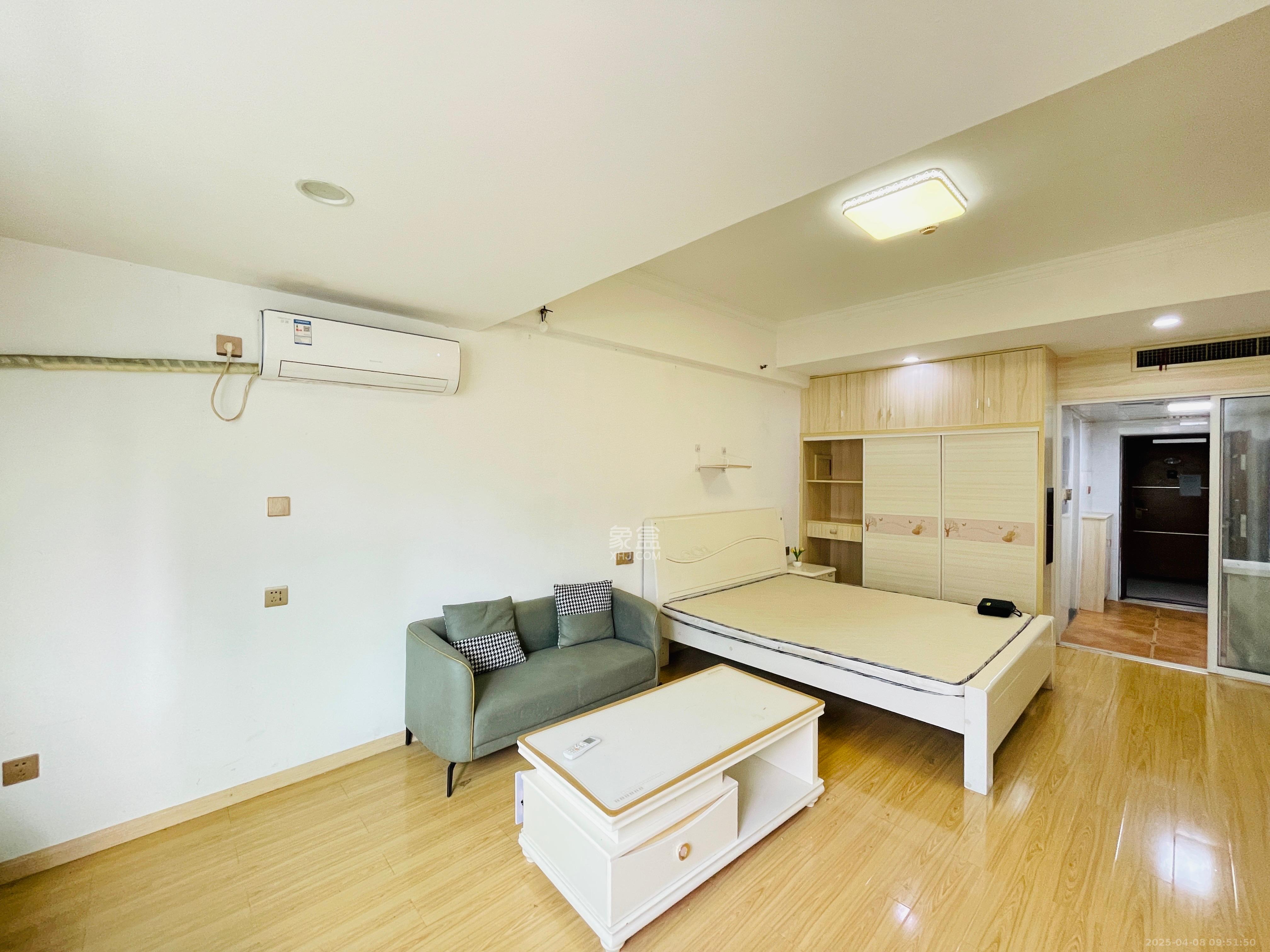 上城星座  1室1厅1卫   1800.00元/月室内图
