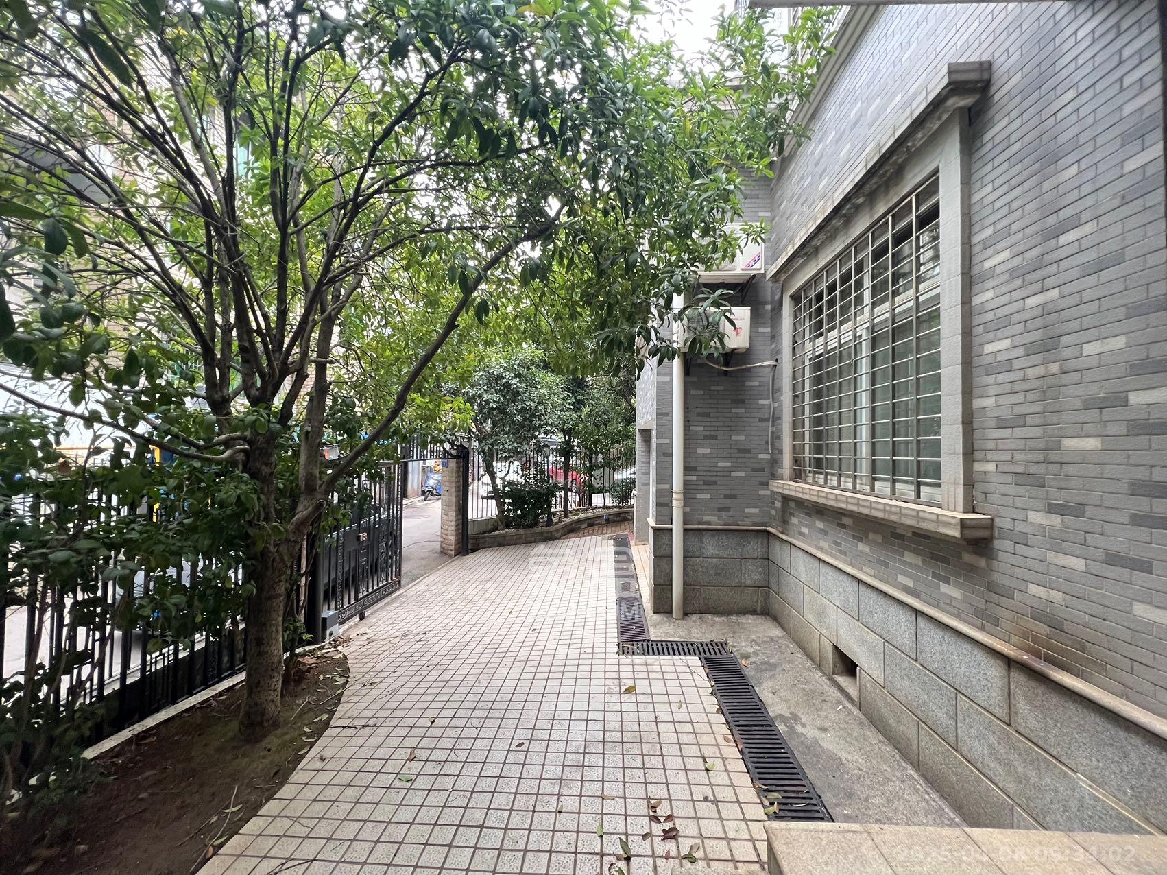 友谊社区（安置区、别墅区）  10室3厅4卫   25000.00元/月室内图