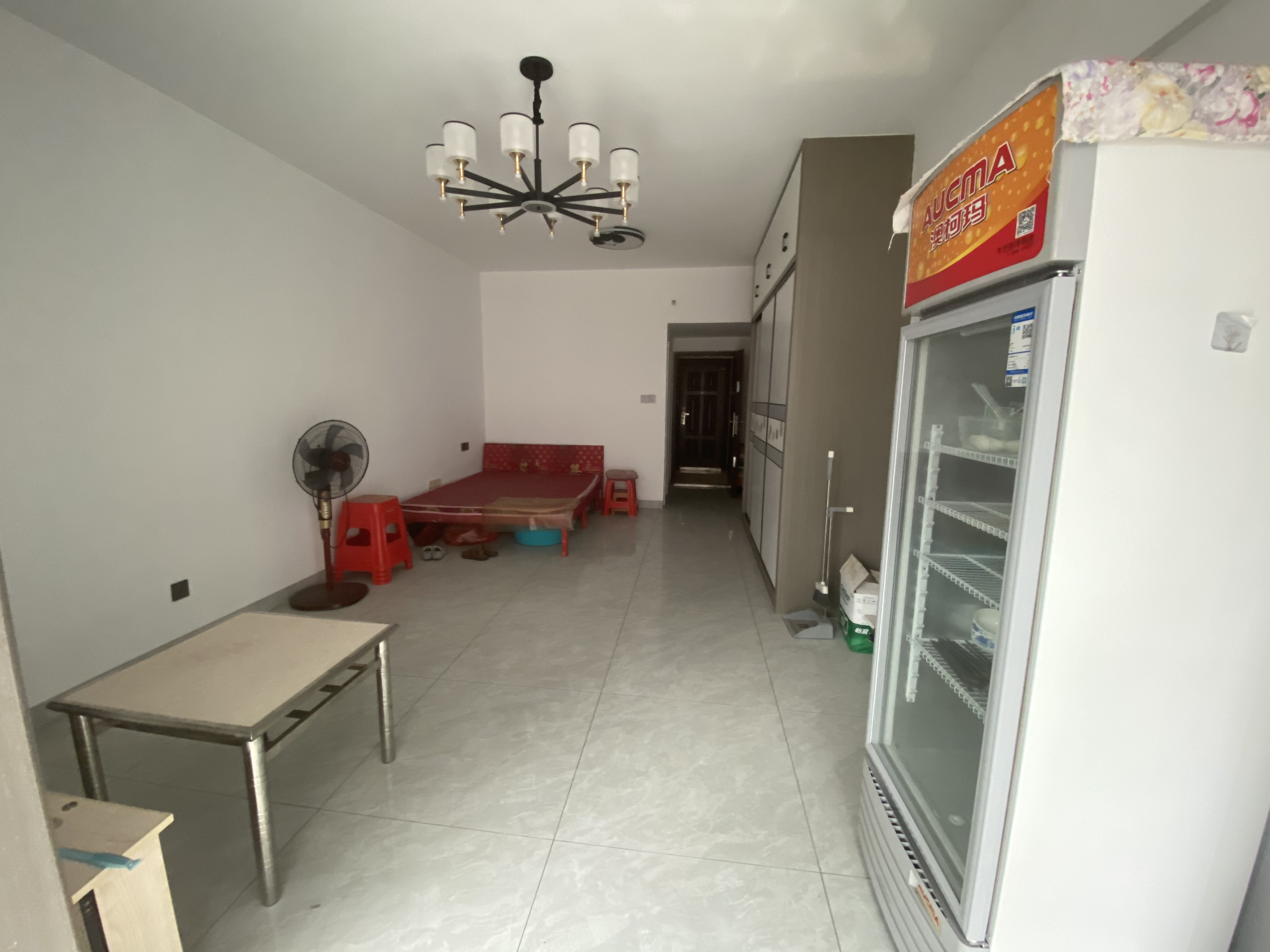 九圆大厦 1室1厅1卫 800.0元/月 九圆大厦 1室1厅1卫 800.0元/月室内图