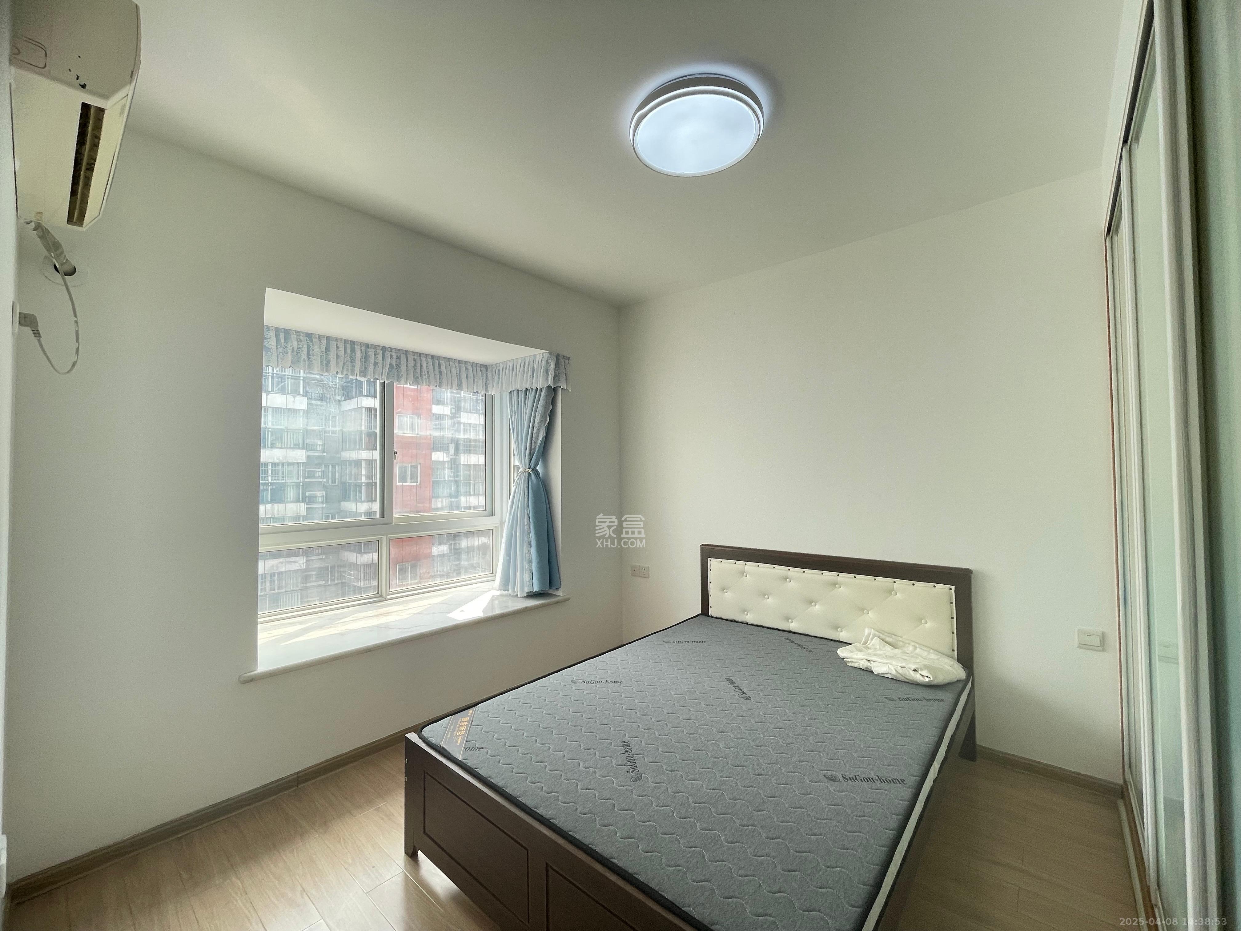 星典时代  3室2厅1卫   2500.00元/月室内图