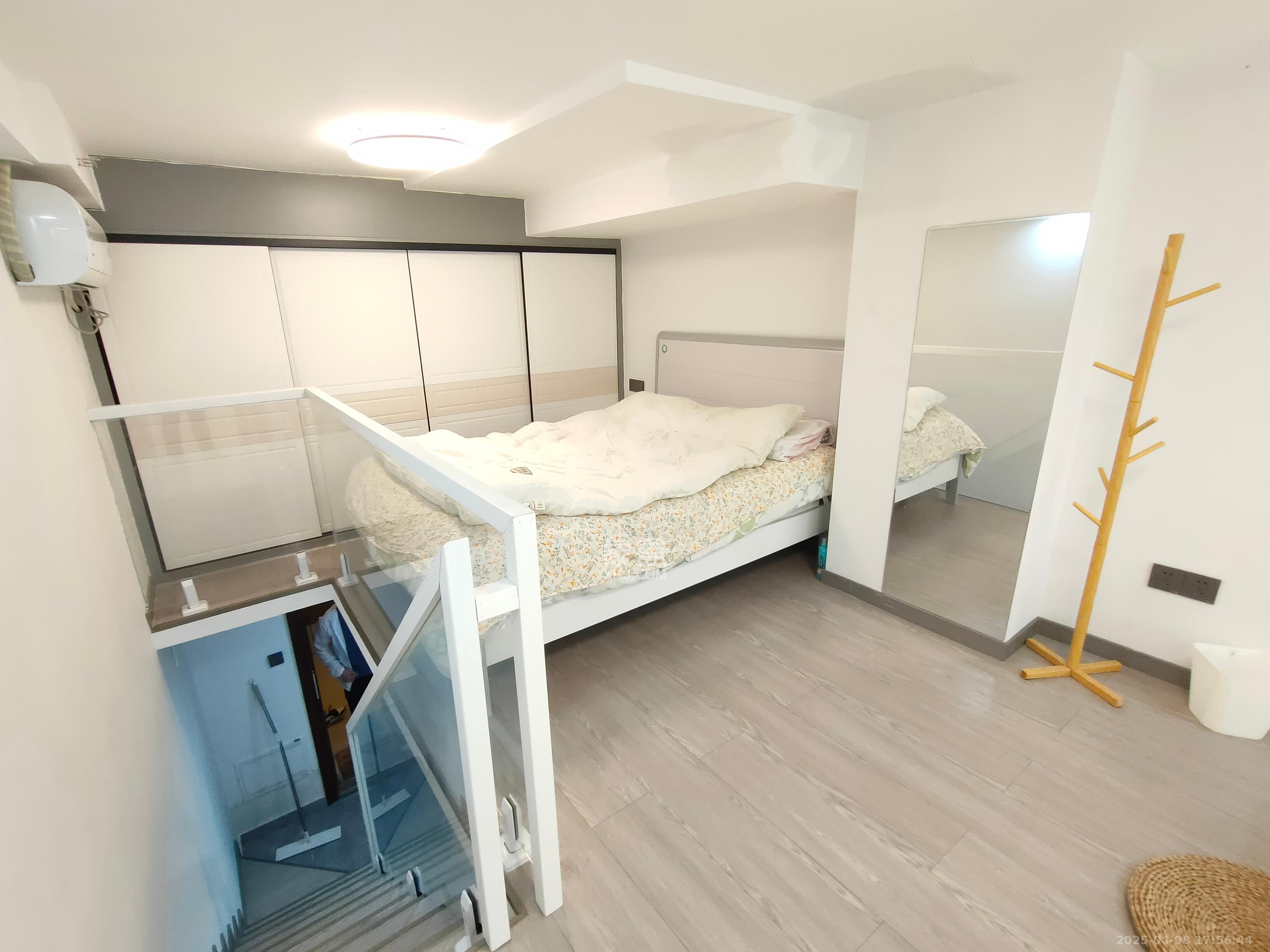 碧桂园城市之光  1室0厅1卫   2300.00元/月室内图