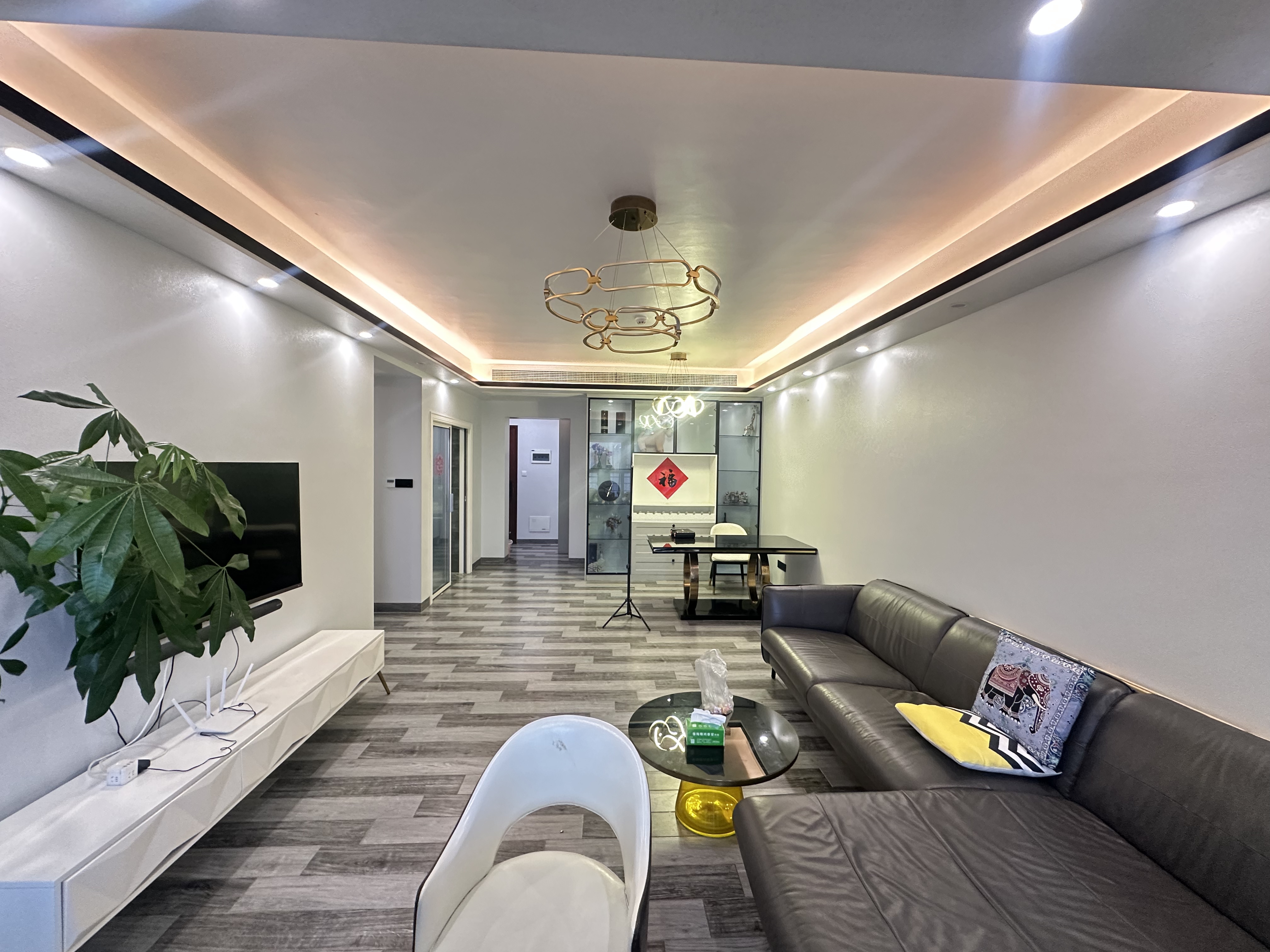 滨江海岸三期 4室2厅2卫 280.0万 滨江海岸三期 4室2厅2卫 280.0万室内图